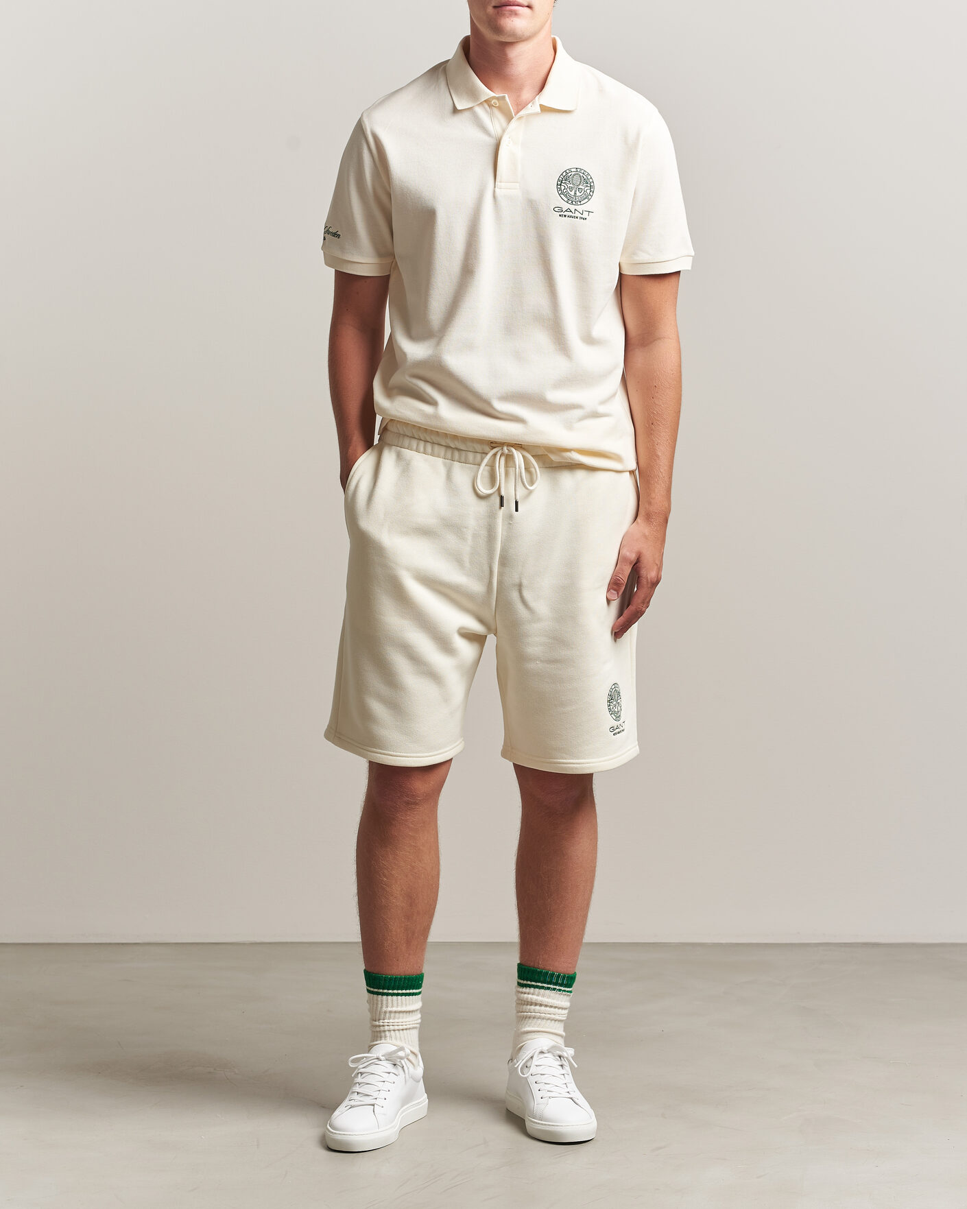 Men | Shorts | Gant | Tournament Shorts Cream