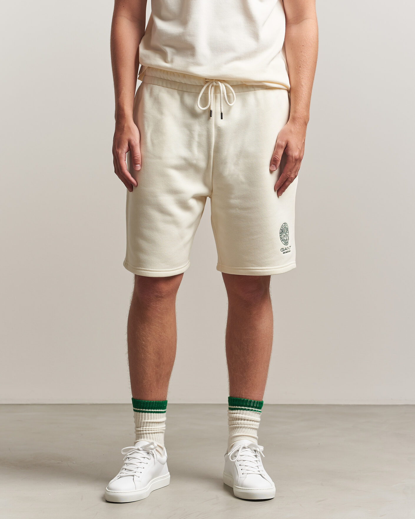 Men | Shorts | Gant | Tournament Shorts Cream