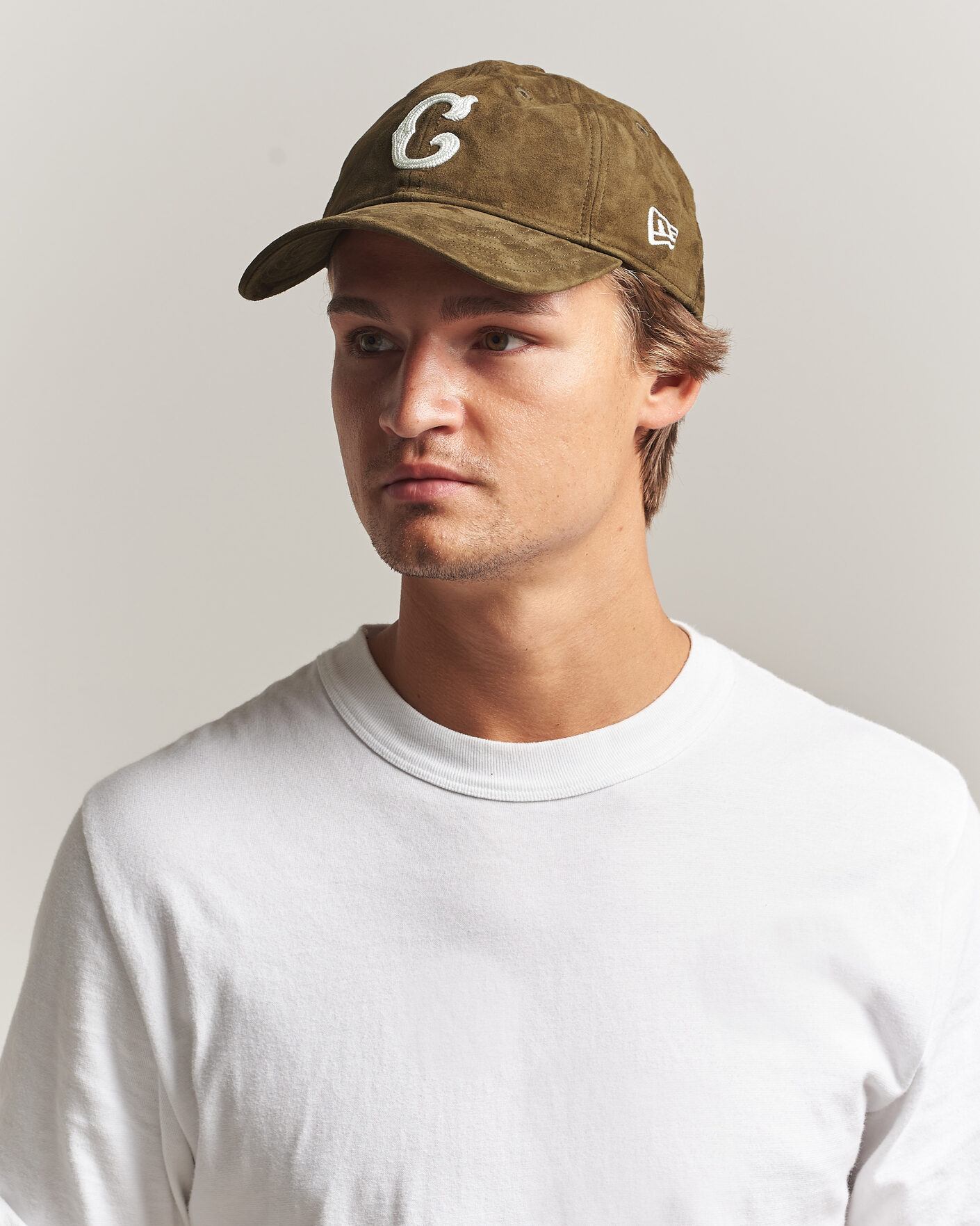 Men | Hats & Caps | New Era | 9Twenty Suede Chicago Cubs Cap Brown