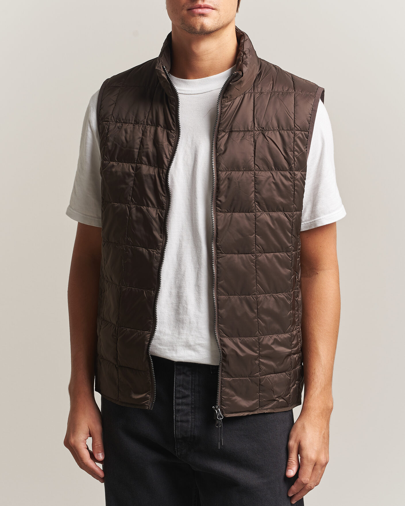 Men | Gilets | TAION | High Neck Full Zip Lightweight Down Vest Dark Choco