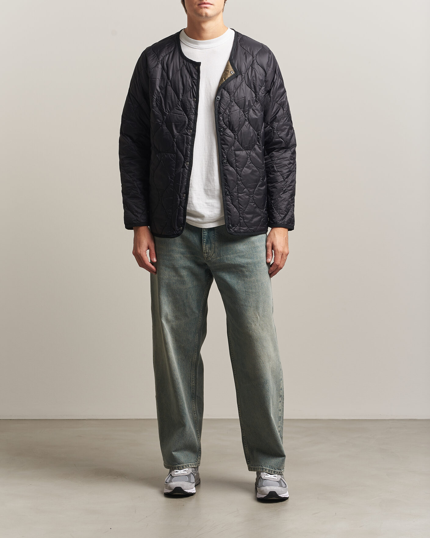 Men | Coats & Jackets | TAION | Military Crew Neck Down Jacket Black