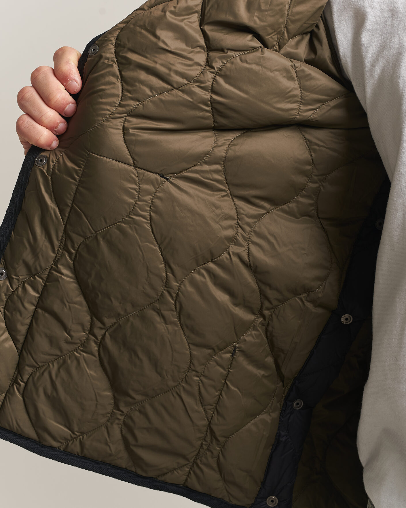 Men | Coats & Jackets | TAION | Military Crew Neck Down Jacket Black