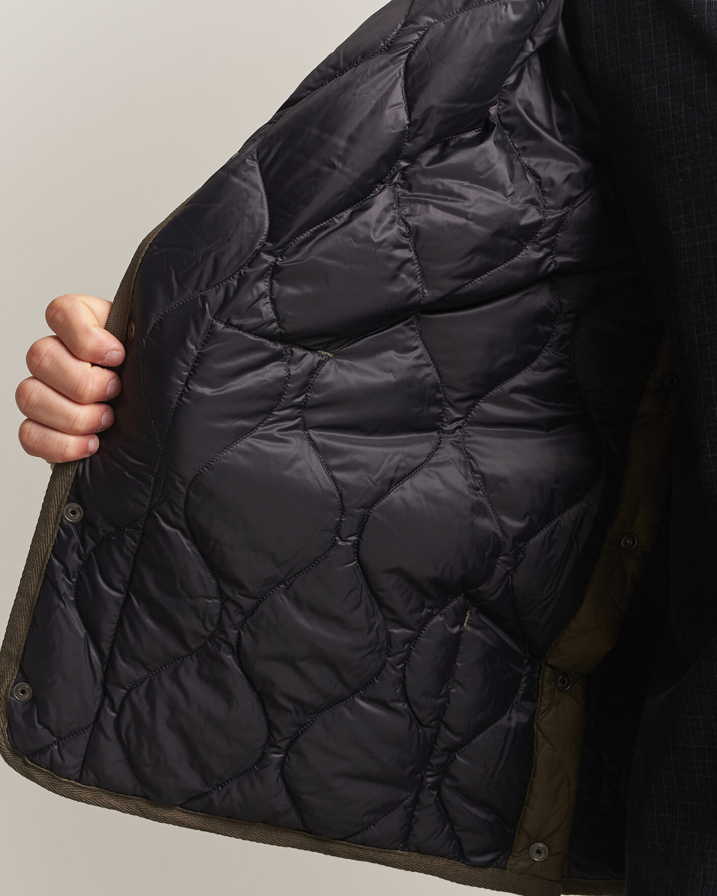Men | Coats & Jackets | TAION | Military Crew Neck Down Jacket Dark Olive