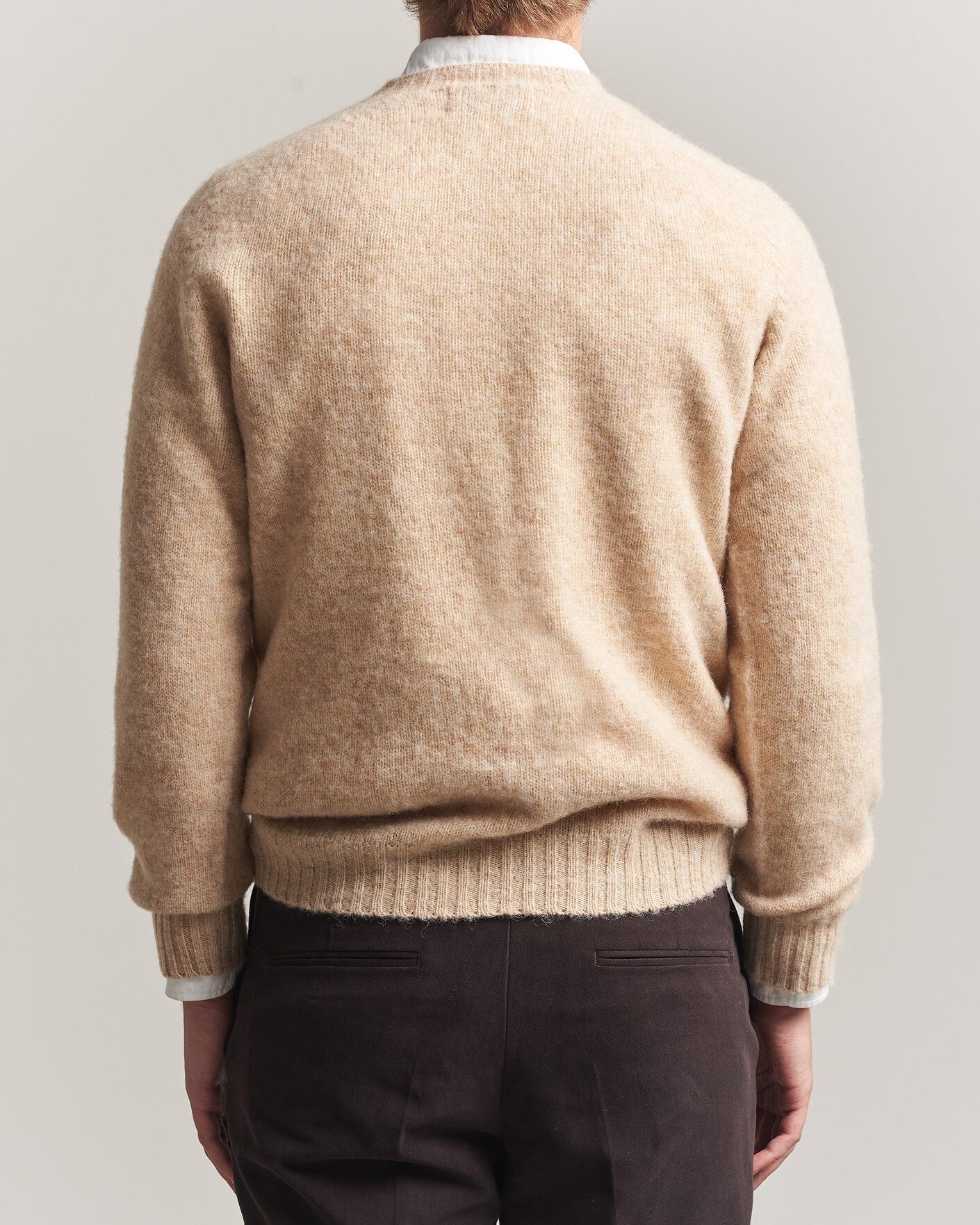 Men | Sweaters & Knitwear | Harley Of Scotland | Brushed Supersoft Lambswool Crewneck Calico