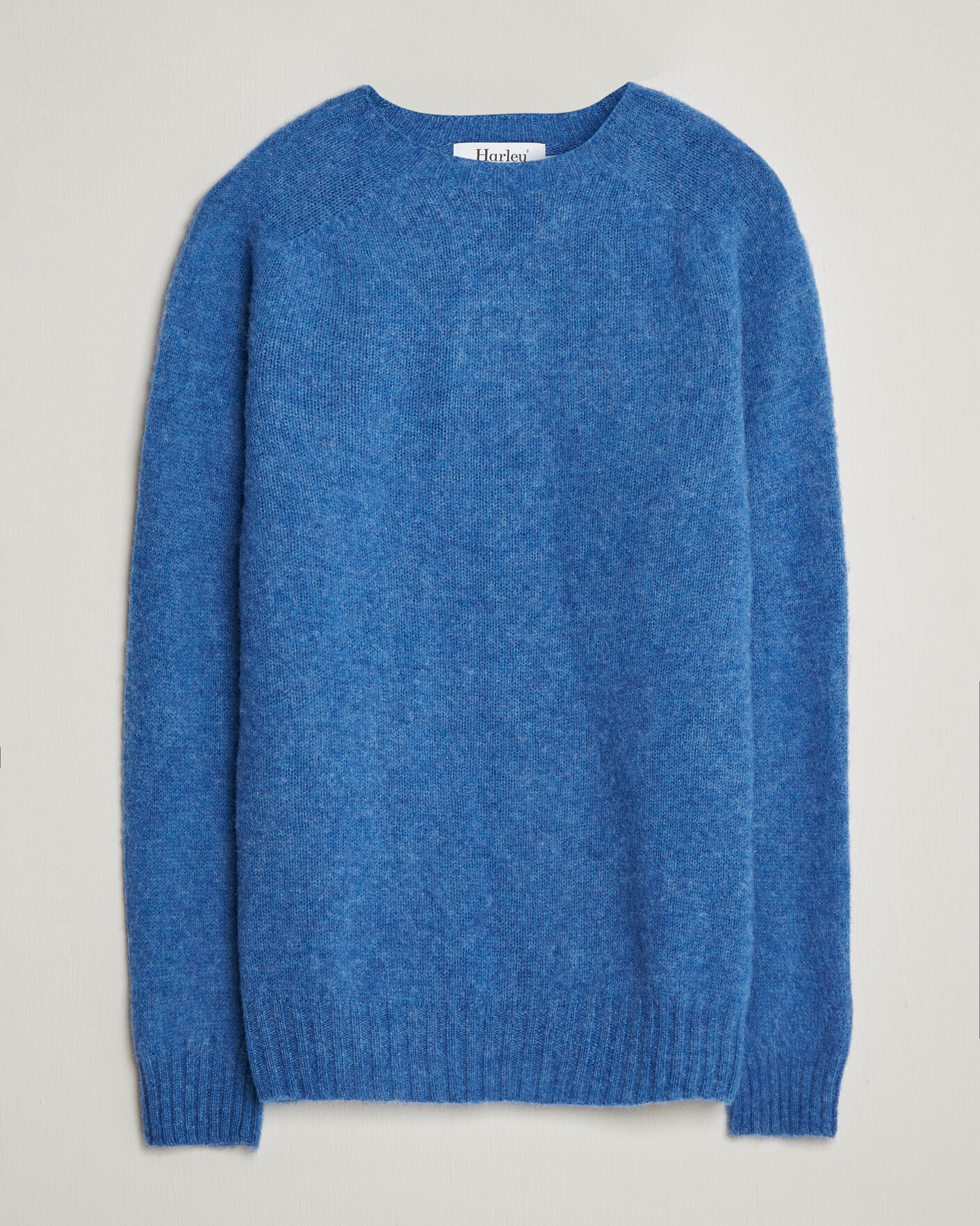 Men | Sweaters & Knitwear | Harley Of Scotland | Brushed Supersoft Lambswool Crewneck Cobalt