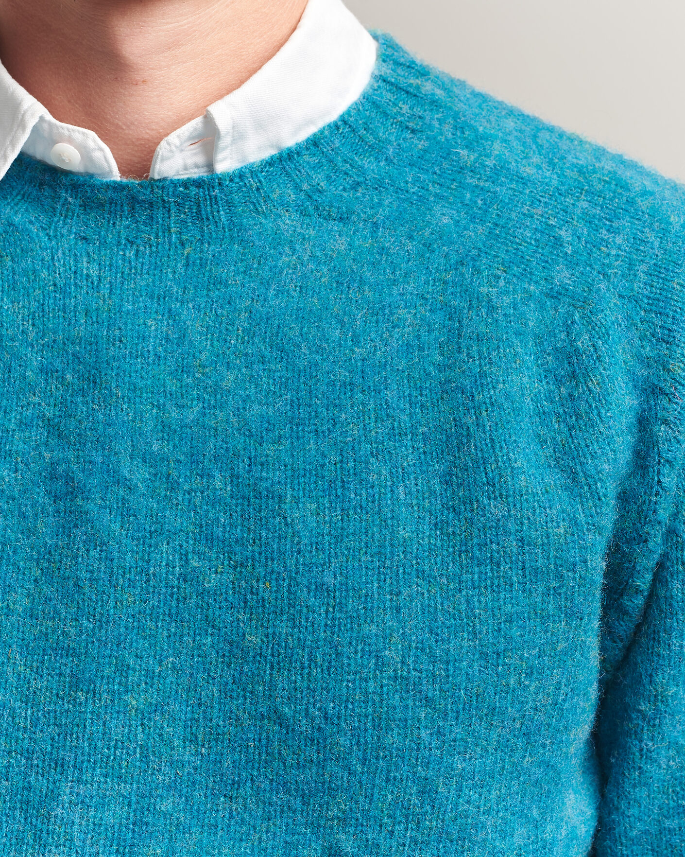Men | Sweaters & Knitwear | Harley Of Scotland | Brushed Supersoft Lambswool Crewneck Gulfstream