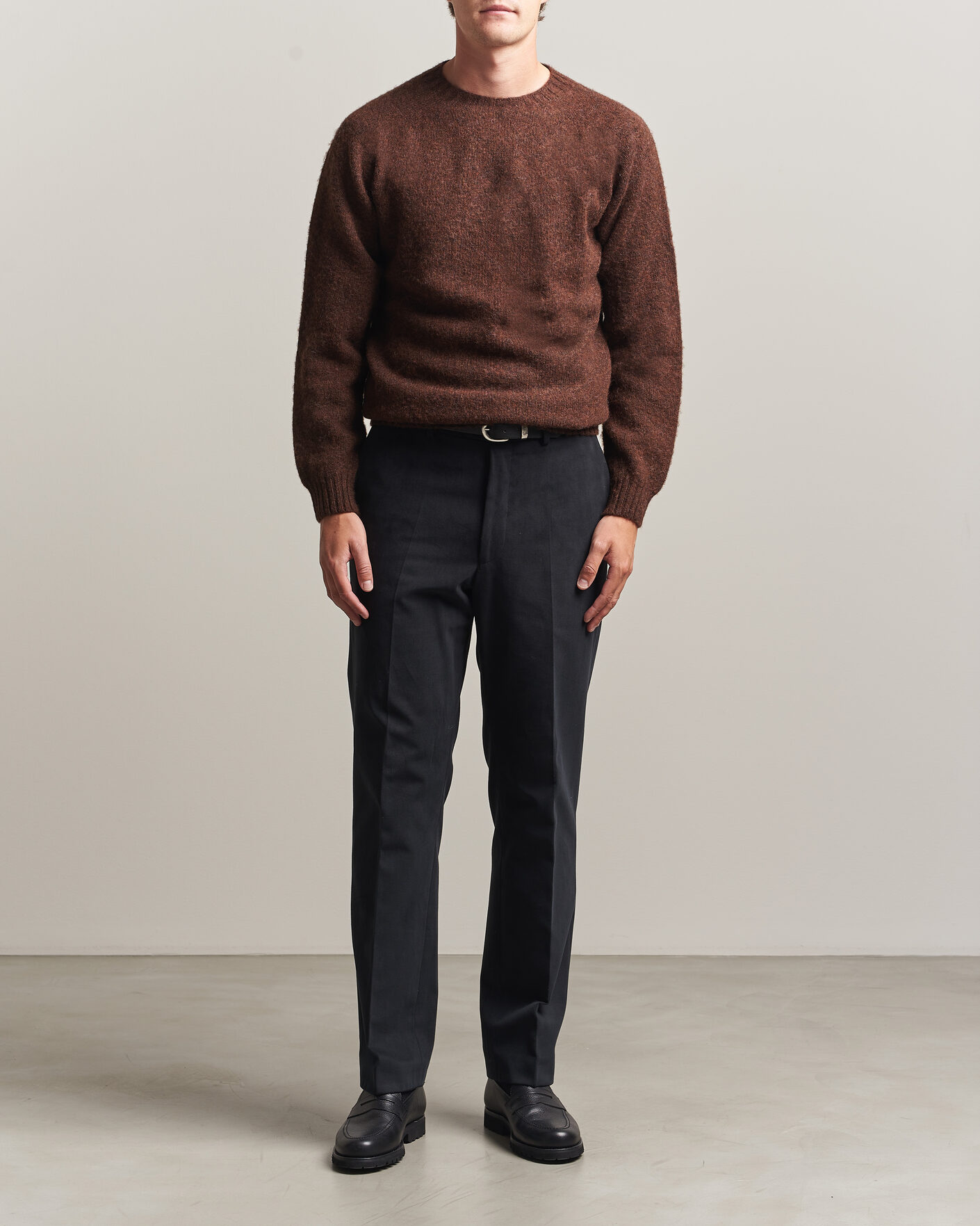 Men | Sweaters & Knitwear | Harley Of Scotland | Brushed Supersoft Lambswool Crewneck Marron
