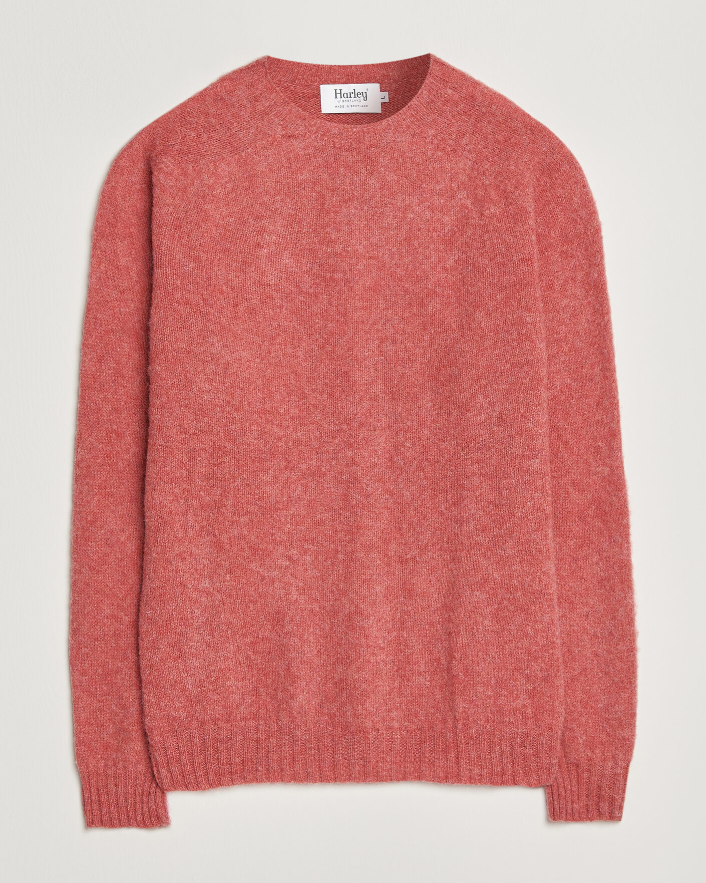 Men | Sweaters & Knitwear | Harley Of Scotland | Brushed Supersoft Lambswool Crewneck Tea Rose