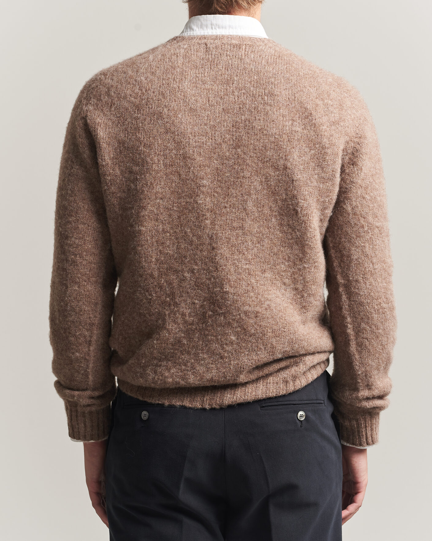 Men | Sweaters & Knitwear | Harley Of Scotland | Brushed Supersoft Lambswool Crewneck Tundra
