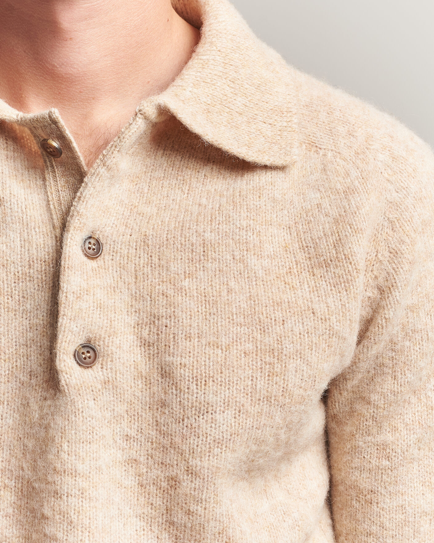 Men | Sweaters & Knitwear | Harley Of Scotland | Brushed Supersoft Lambswool Polo Calico