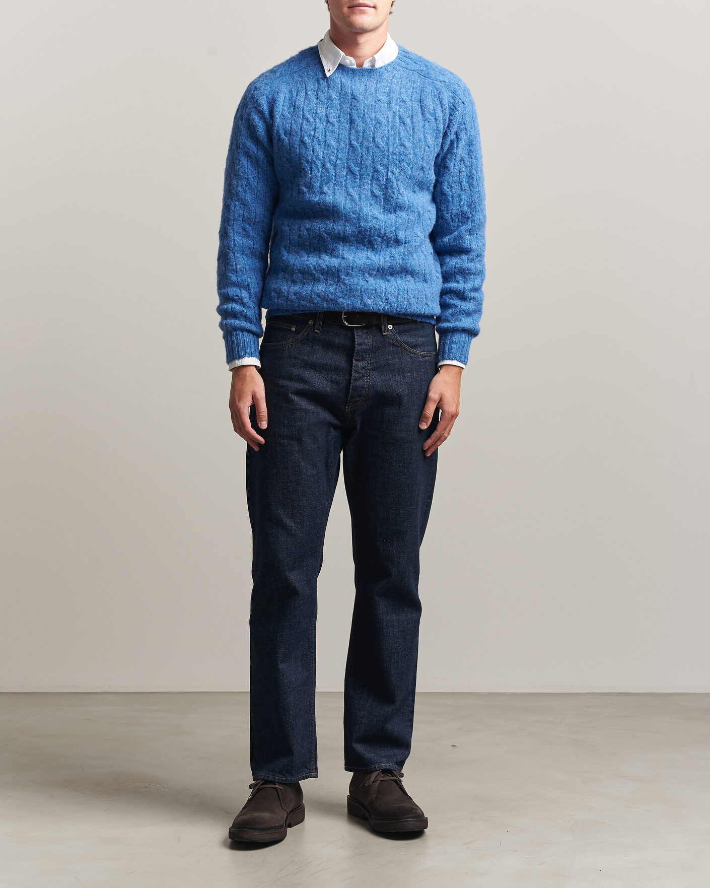Men | Sweaters & Knitwear | Harley Of Scotland | Brushed Supersoft Lambswool Cable Cobalt