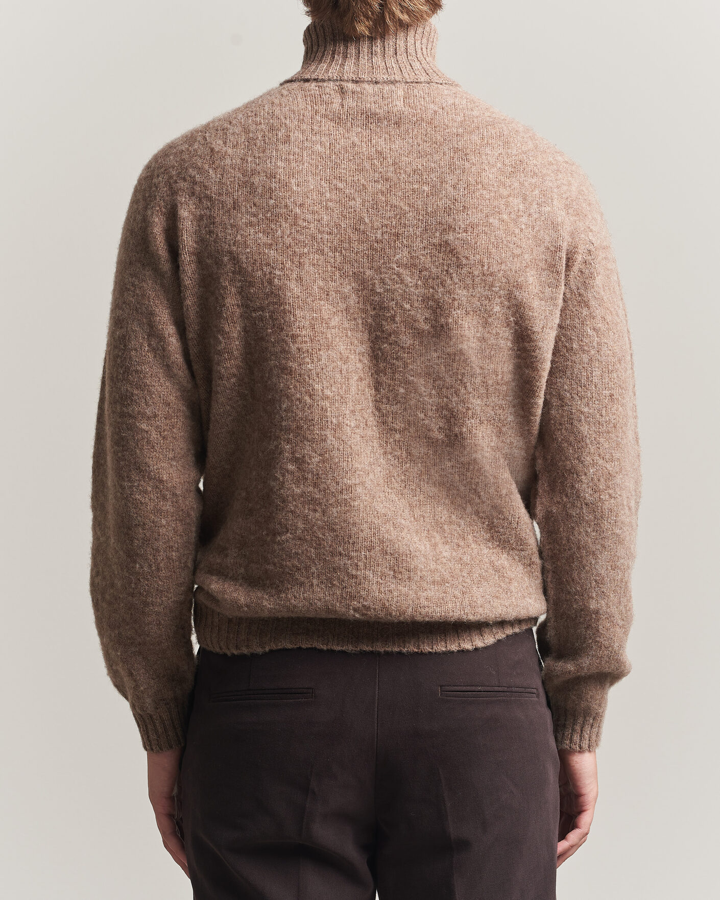 Men | Sweaters & Knitwear | Harley Of Scotland | Brushed Supersoft Lambswool Rollneck Tundra