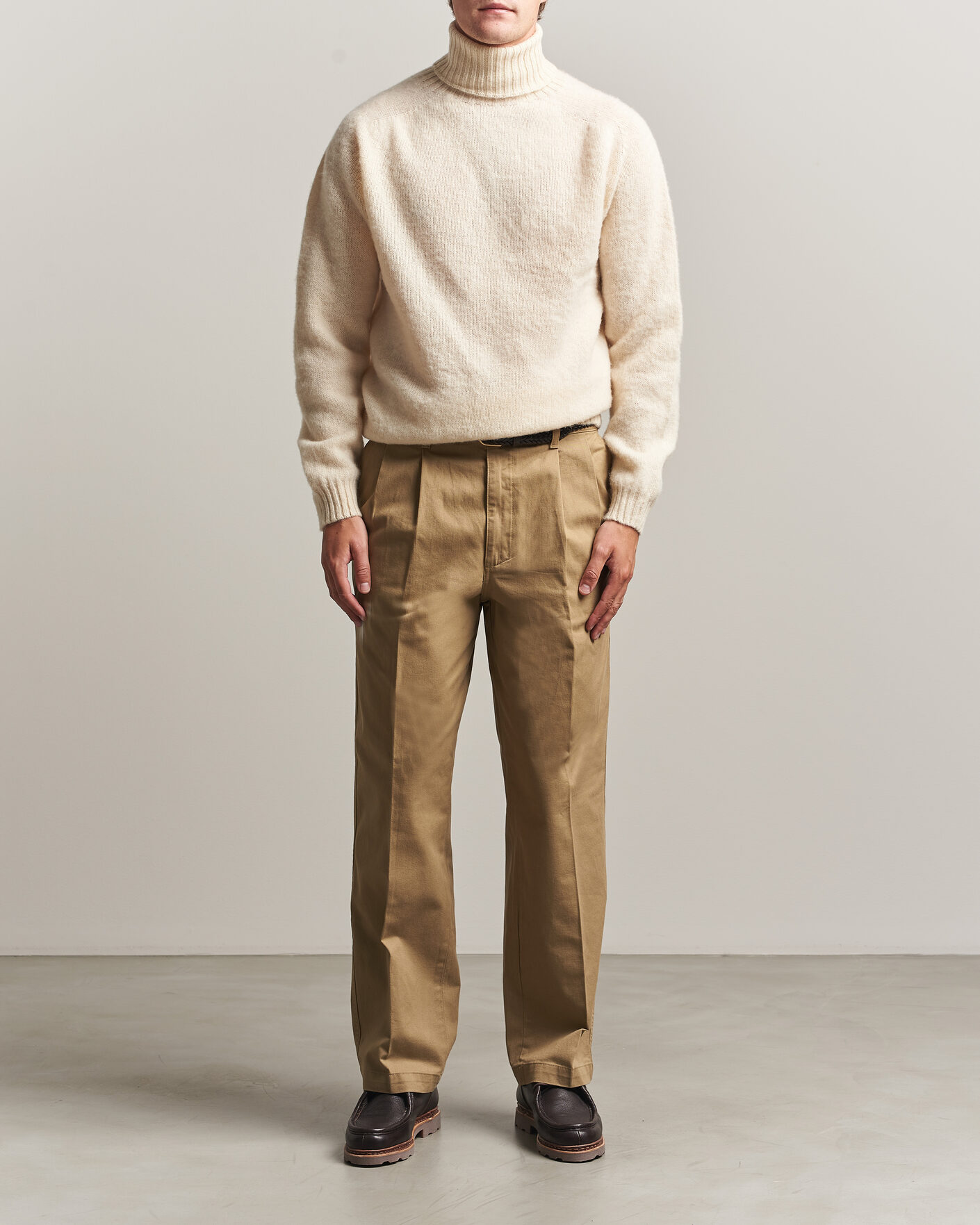Men | Sweaters & Knitwear | Harley Of Scotland | Brushed Supersoft Lambswool Rollneck Vanilla