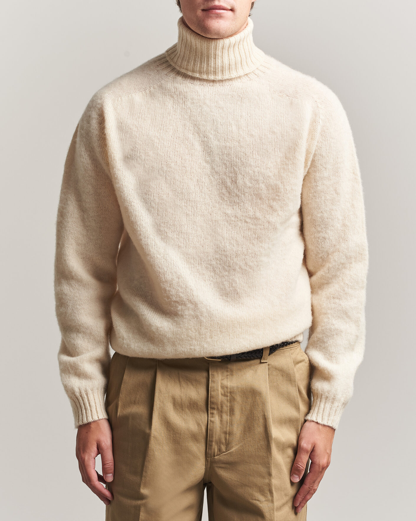 Men | Sweaters & Knitwear | Harley Of Scotland | Brushed Supersoft Lambswool Rollneck Vanilla