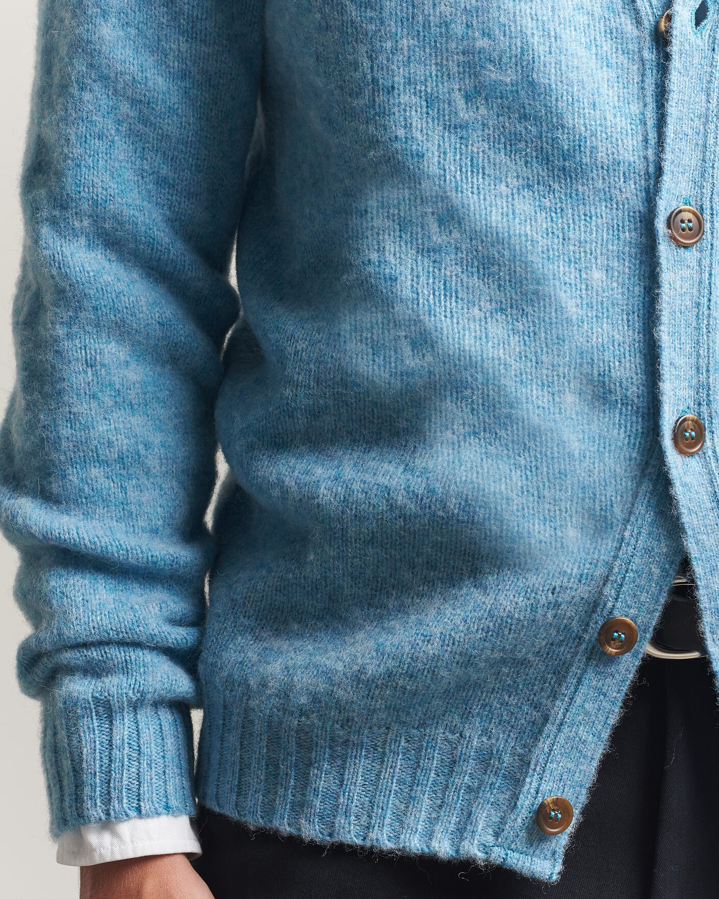 Men | Sweaters & Knitwear | Harley Of Scotland | Brushed Supersoft Lambswool Cardigan Loch Blue