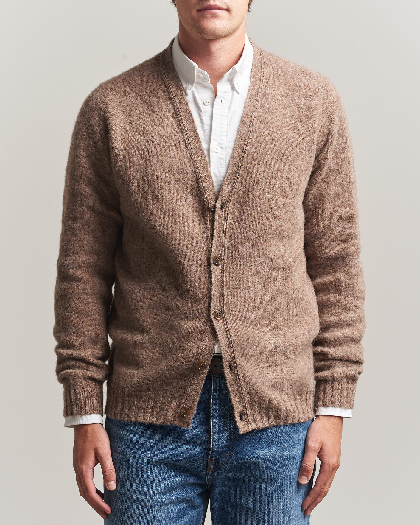 Men | Sweaters & Knitwear | Harley Of Scotland | Brushed Supersoft Lambswool Cardigan Tundra