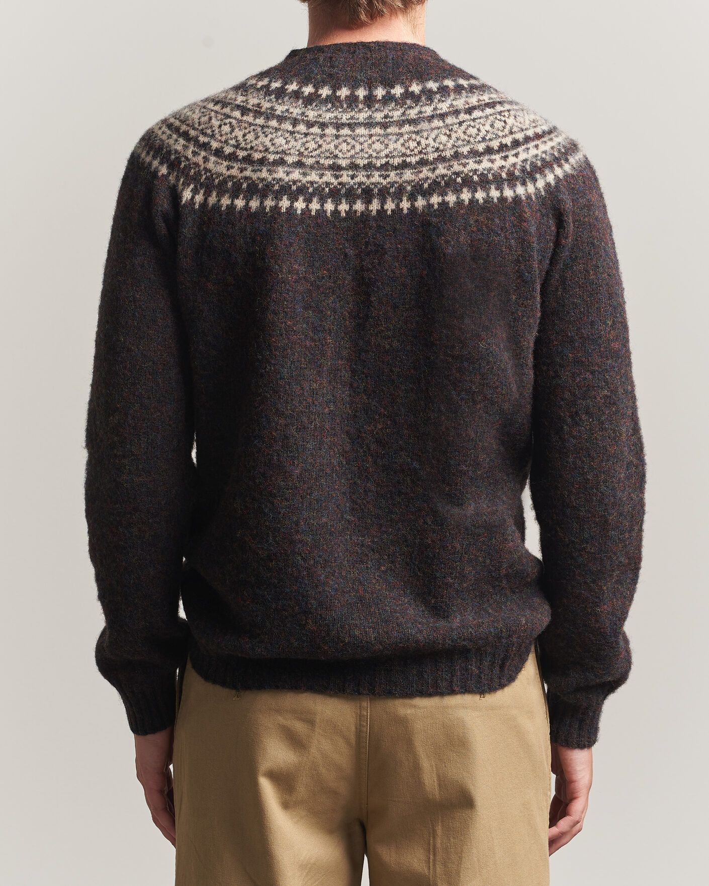 Men | Sweaters & Knitwear | Harley Of Scotland | Brushed Supersoft Lambswool Yolk Fairisle Volcano/Cameo