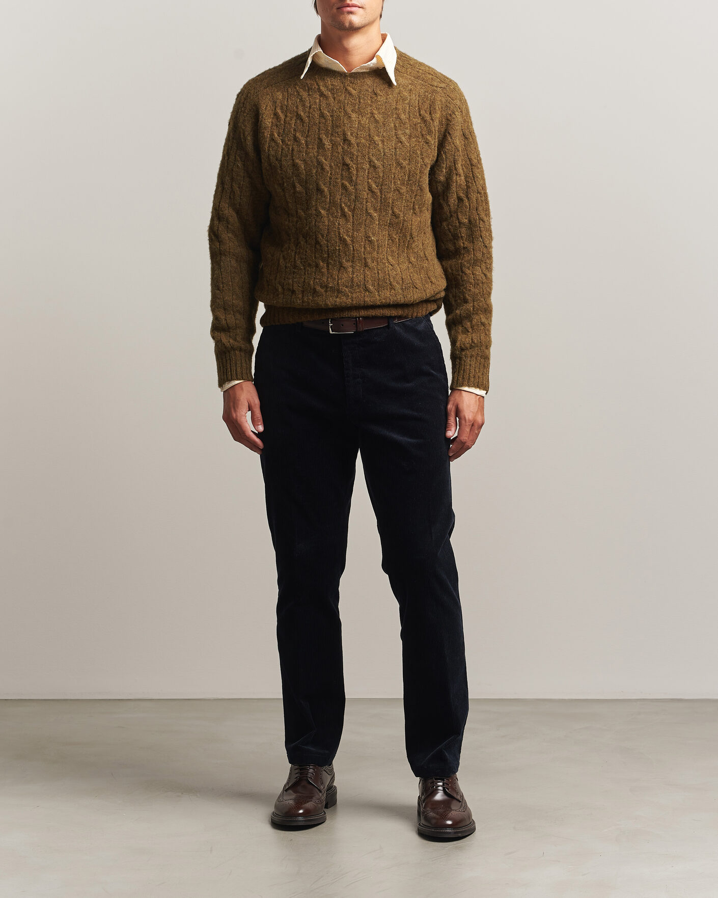Men | Sweaters & Knitwear | Drake's | Brushed Shetland Cable Crew Moorland Olive