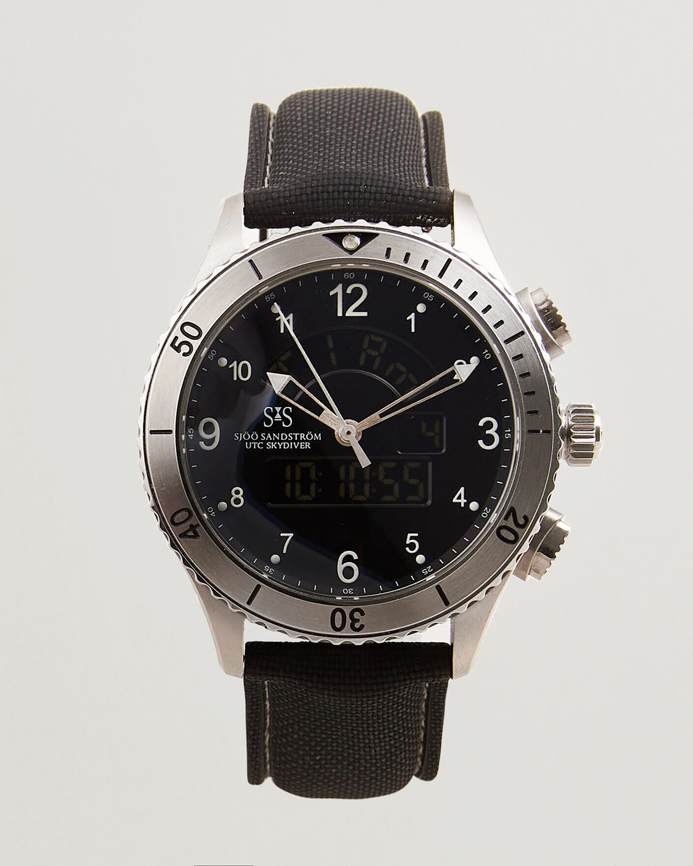 Men | Pre-Owned & Vintage Watches | Sjöö Sandström Pre-Owned | UTC Skydiver