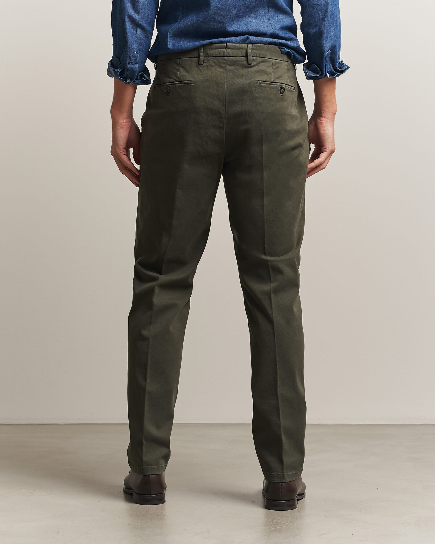 Men | Trousers | Briglia 1949 | Soho Tailored Easy Fit Chino Olive