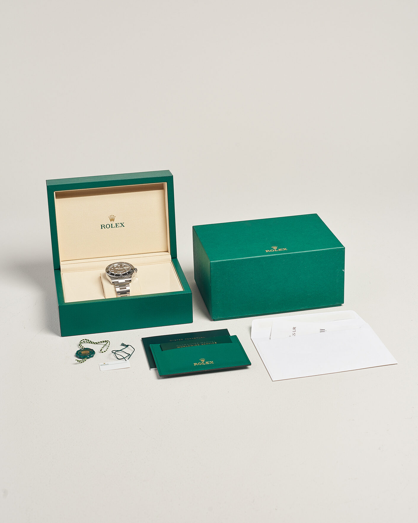 Men | Pre-Owned & Vintage Watches | Rolex Pre-Owned | Submariner Date
