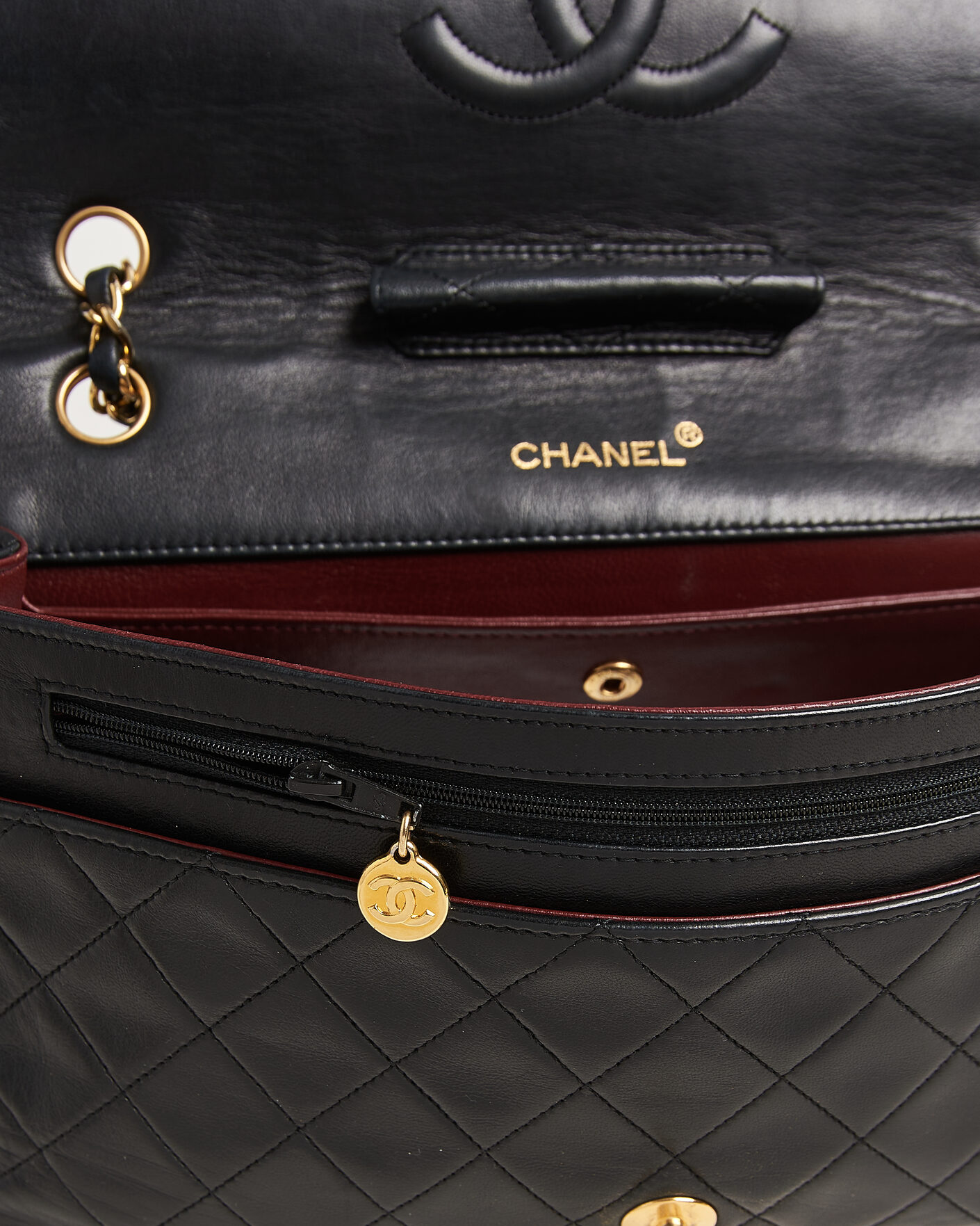 Men | Pre-Owned & Vintage Bags | Chanel Pre-Owned | Vintage Classic Flap Bag Lambskin Black