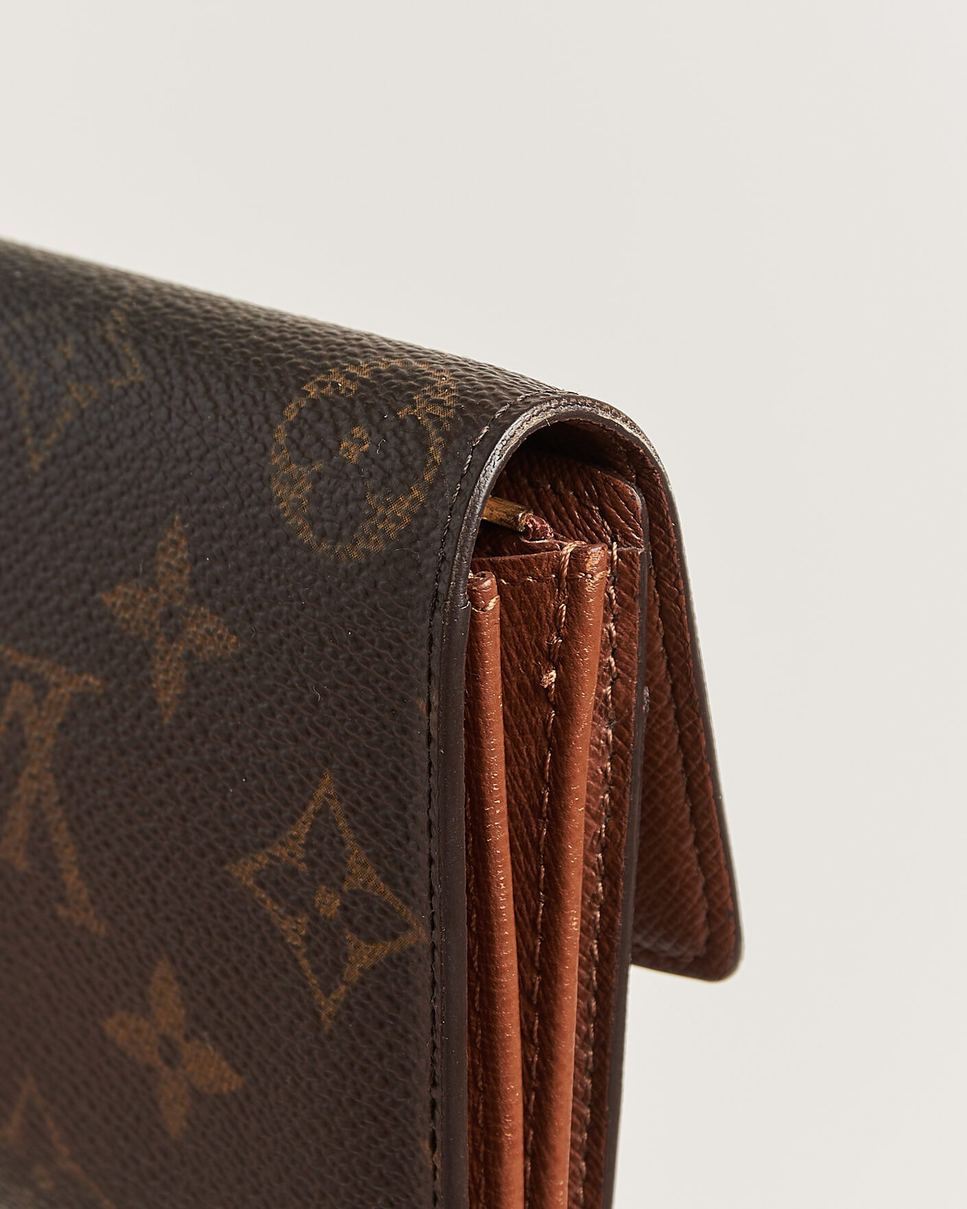 Men | Pre-Owned & Vintage Bags | Louis Vuitton Pre-Owned | Multiple Wallet Monogram