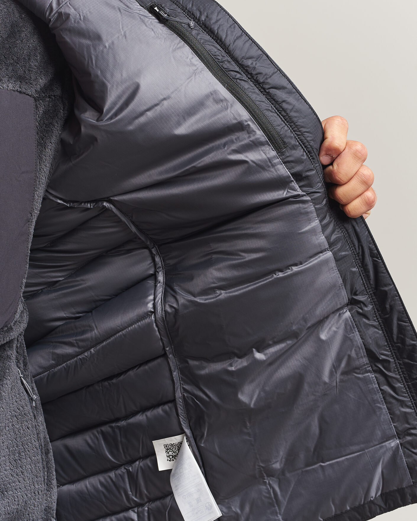 Men | Coats & Jackets | Rab | Electron Pro Hoody Mid Down Jacket Black