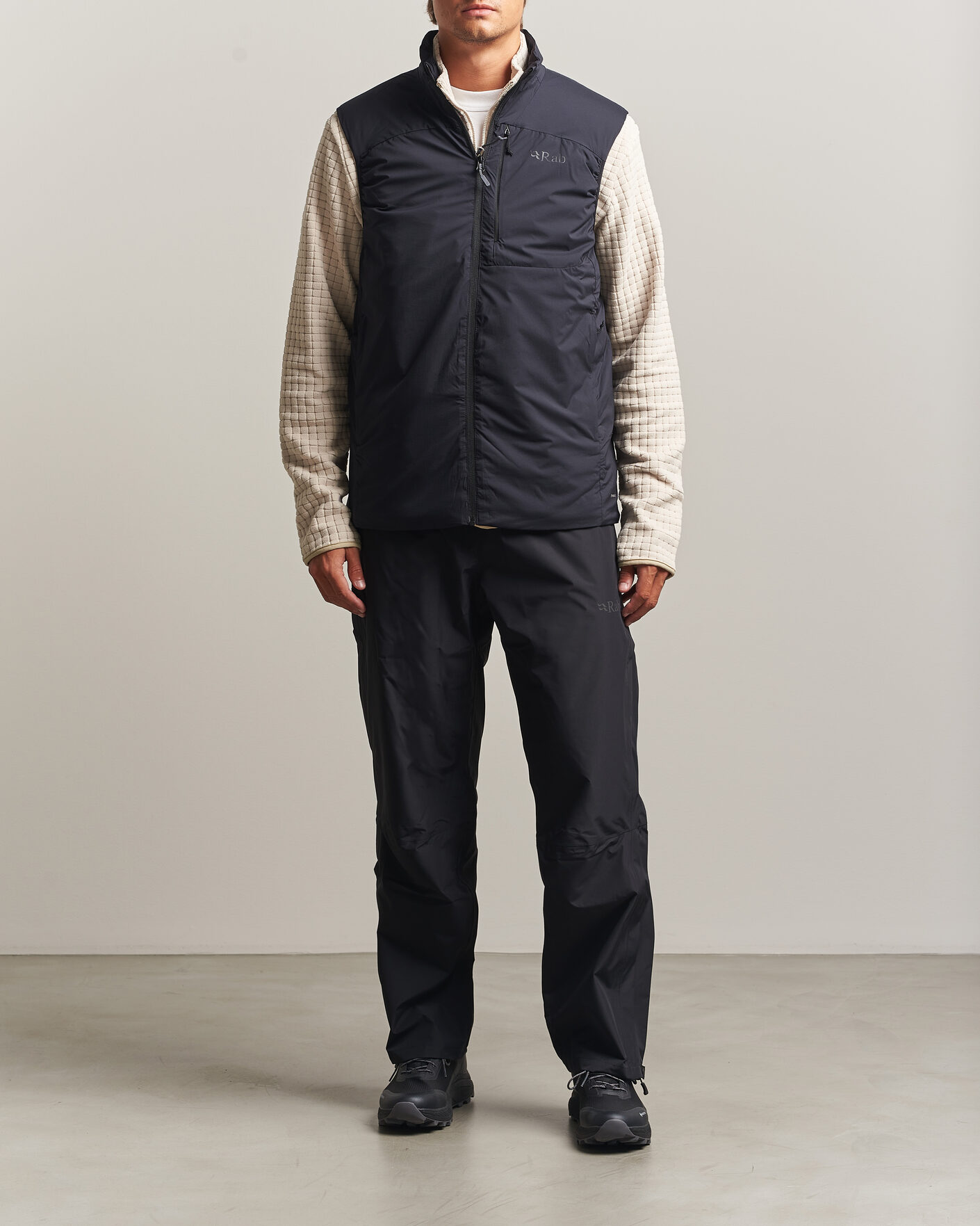 Men | Gilets | Rab | Xenair Padded Vest Black