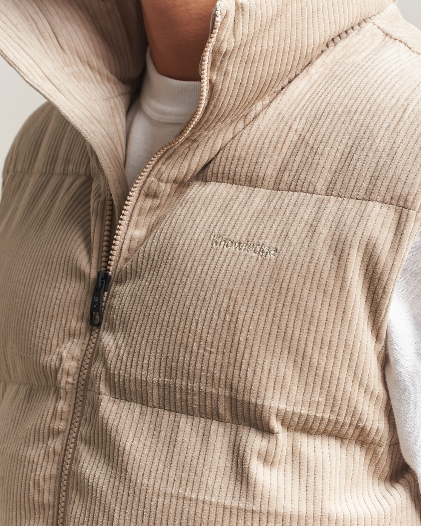 Men | Gilets | KnowledgeCotton Apparel | Corduroy Puffer Vest Light Feather Grey