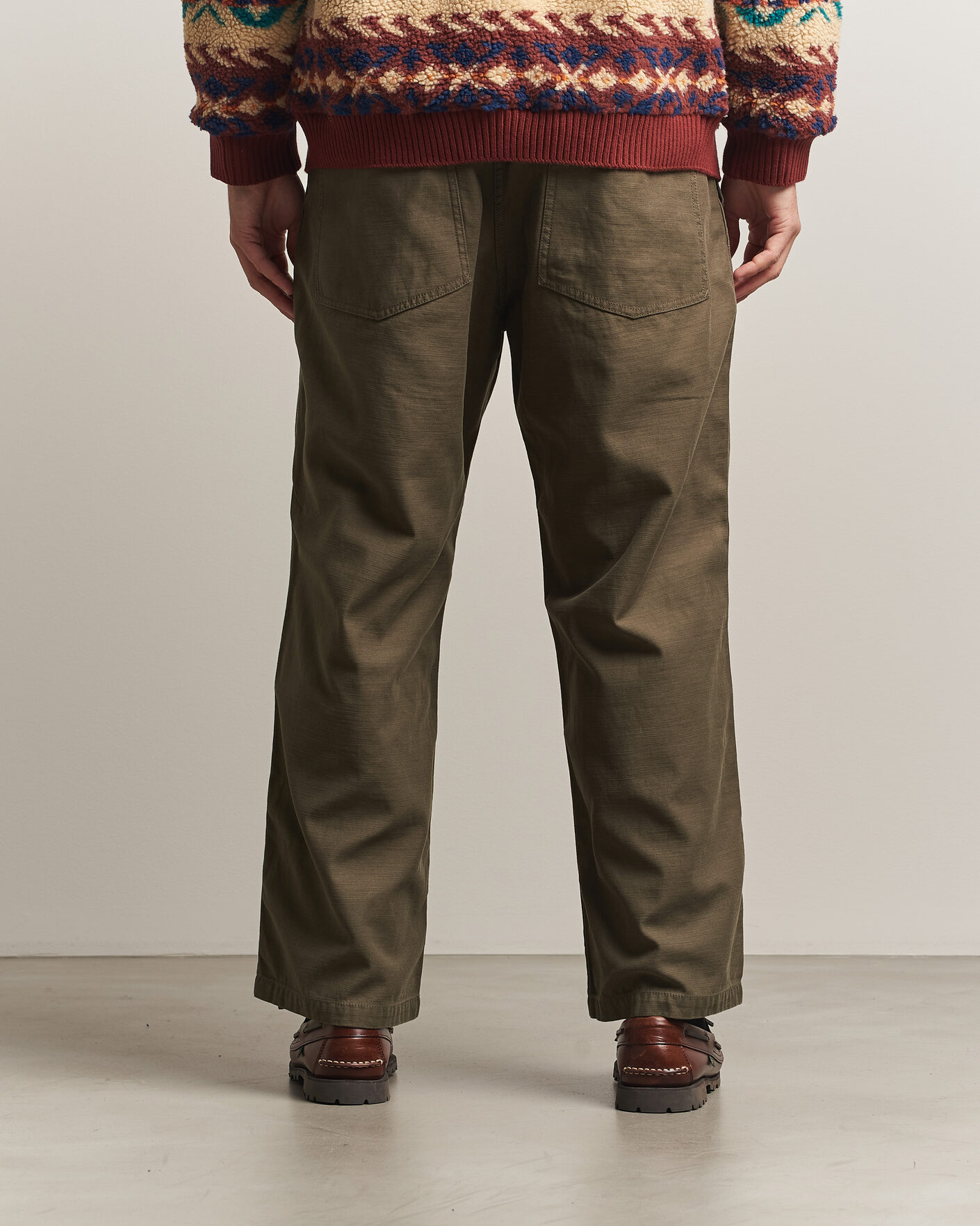 Men | Trousers | BEAMS PLUS | MIL Utility Sateen Trousers Olive Brown