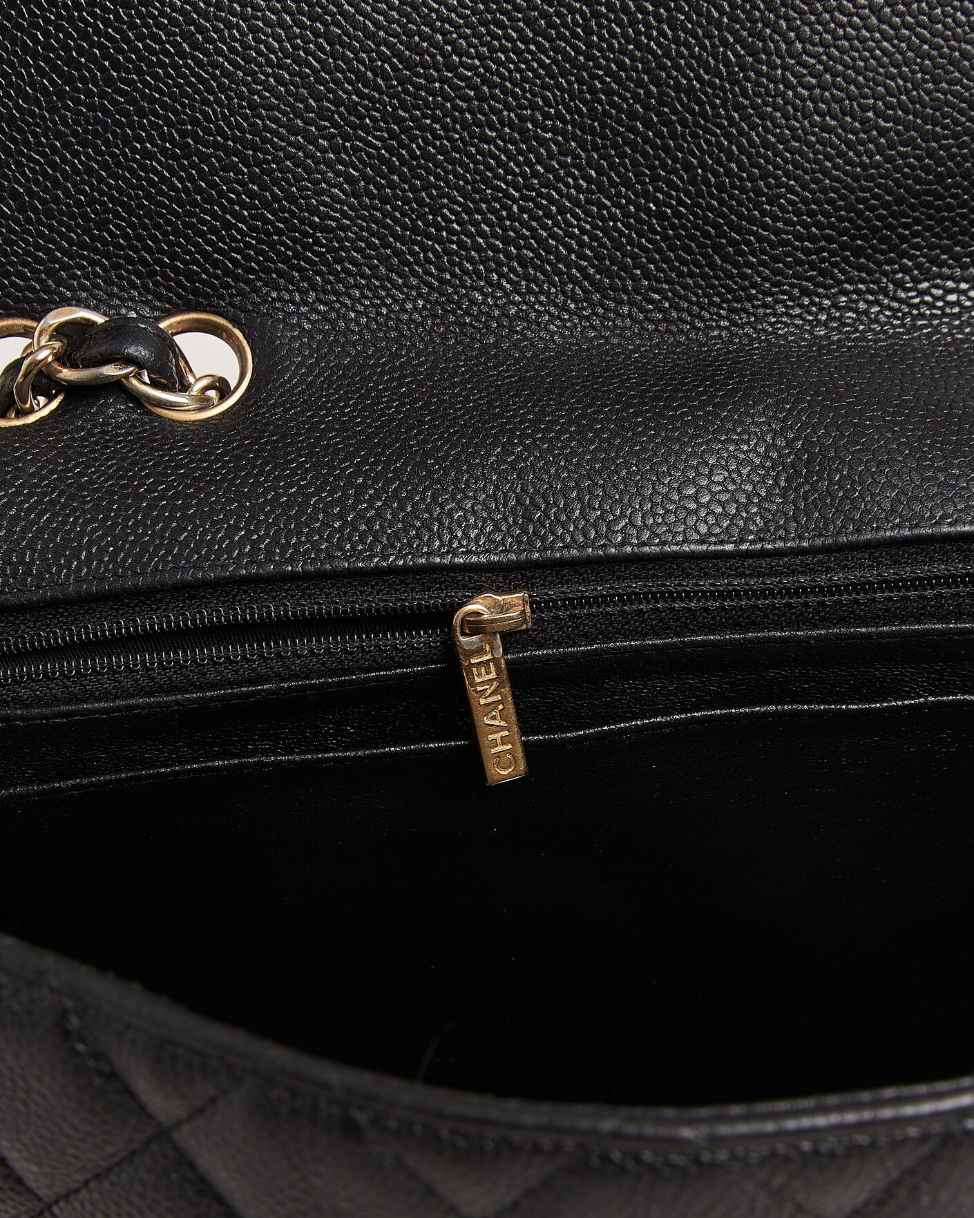 Men | Pre-Owned & Vintage Bags | Chanel Pre-Owned | Classic Jumbo Single Flap Bag Caviar Black