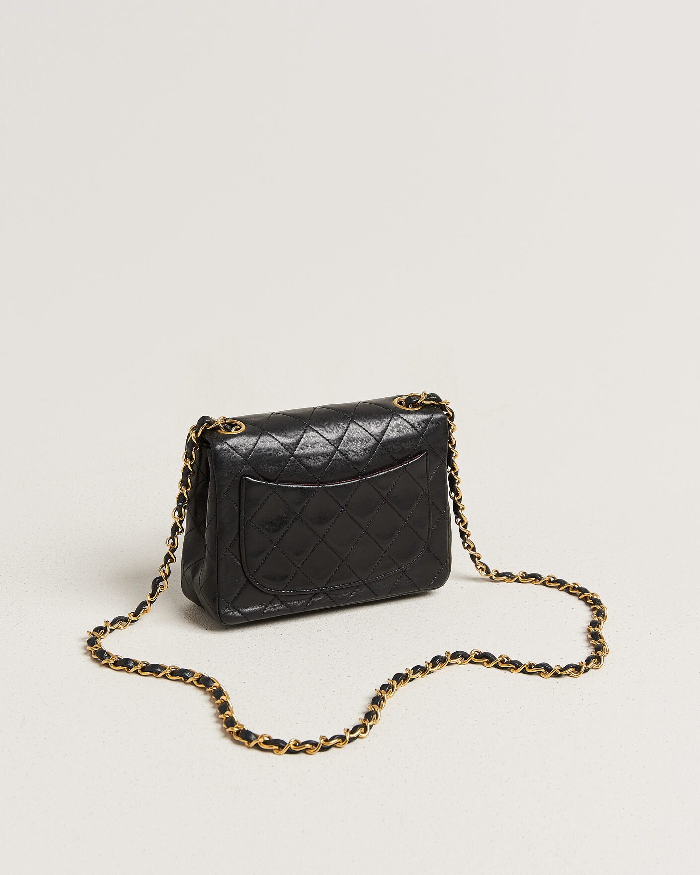 Men | Pre-Owned & Vintage Bags | Chanel Pre-Owned | Classic Mini Square Single Flap Bag Lambskin Black
