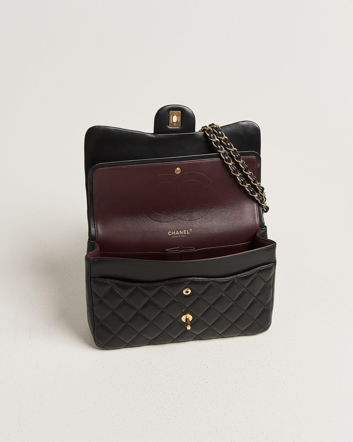 Men | Pre-Owned & Vintage Bags | Chanel Pre-Owned | Classic Jumbo Double Flap Bag Lambskin Black