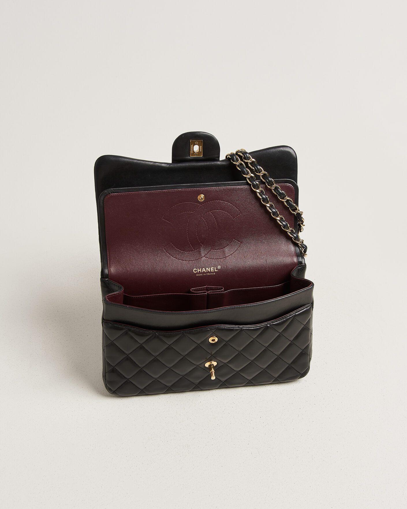 Men | Pre-Owned & Vintage Bags | Chanel Pre-Owned | Classic Jumbo Double Flap Bag Lambskin Black