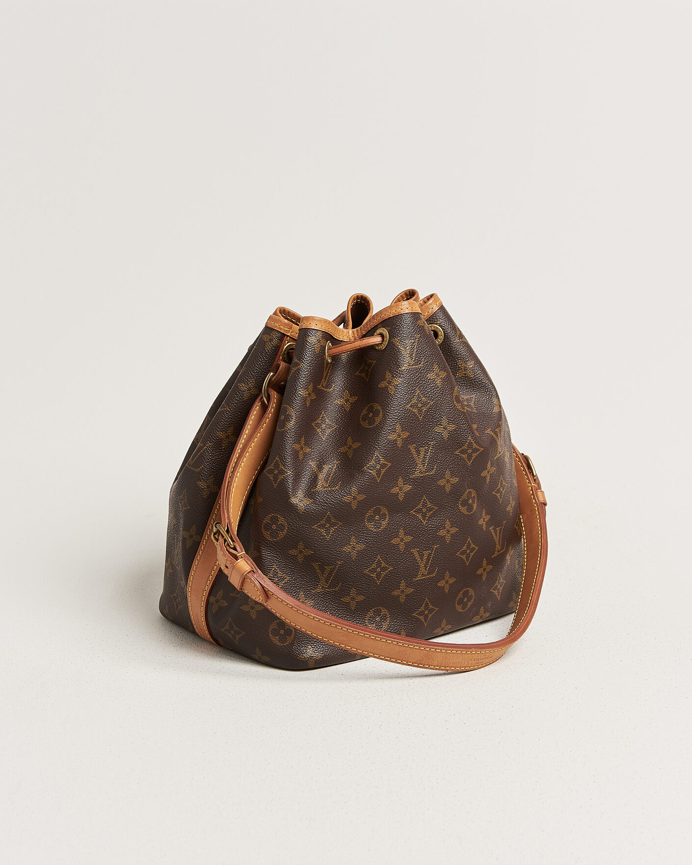 Men | Pre-Owned & Vintage Bags | Louis Vuitton Pre-Owned | Petit Noé Monogram