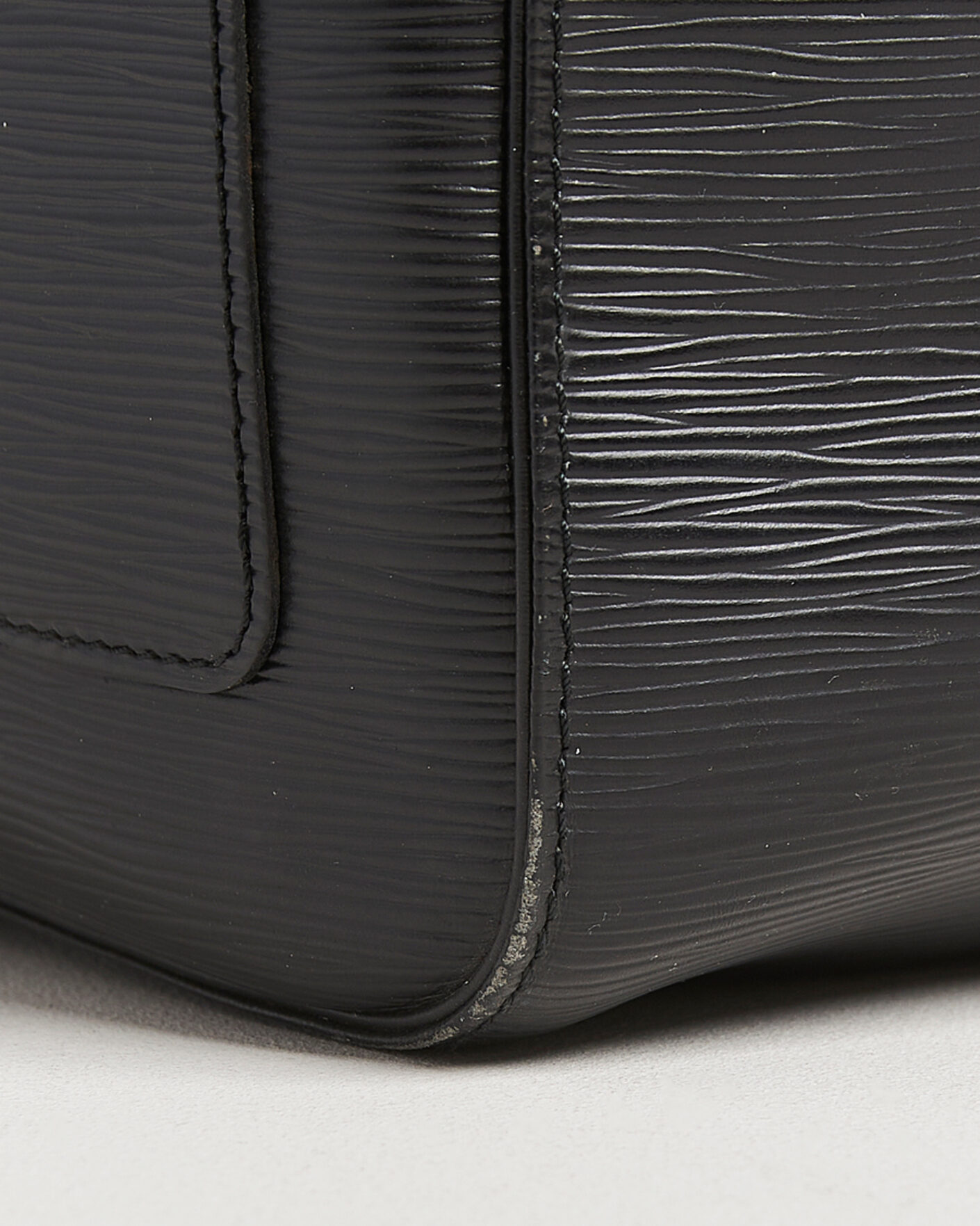 Men | Pre-Owned & Vintage Bags | Louis Vuitton Pre-Owned | Keepall 60 Epi Leather Black