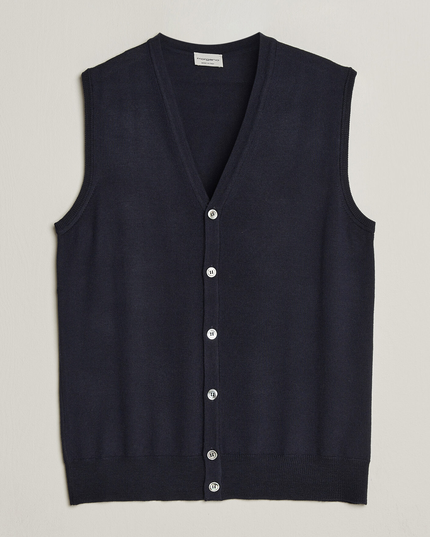 Men | Sweaters & Knitwear | Morgano | Extra Fine Merino Wool Sleevles Cardigan Vest Navy