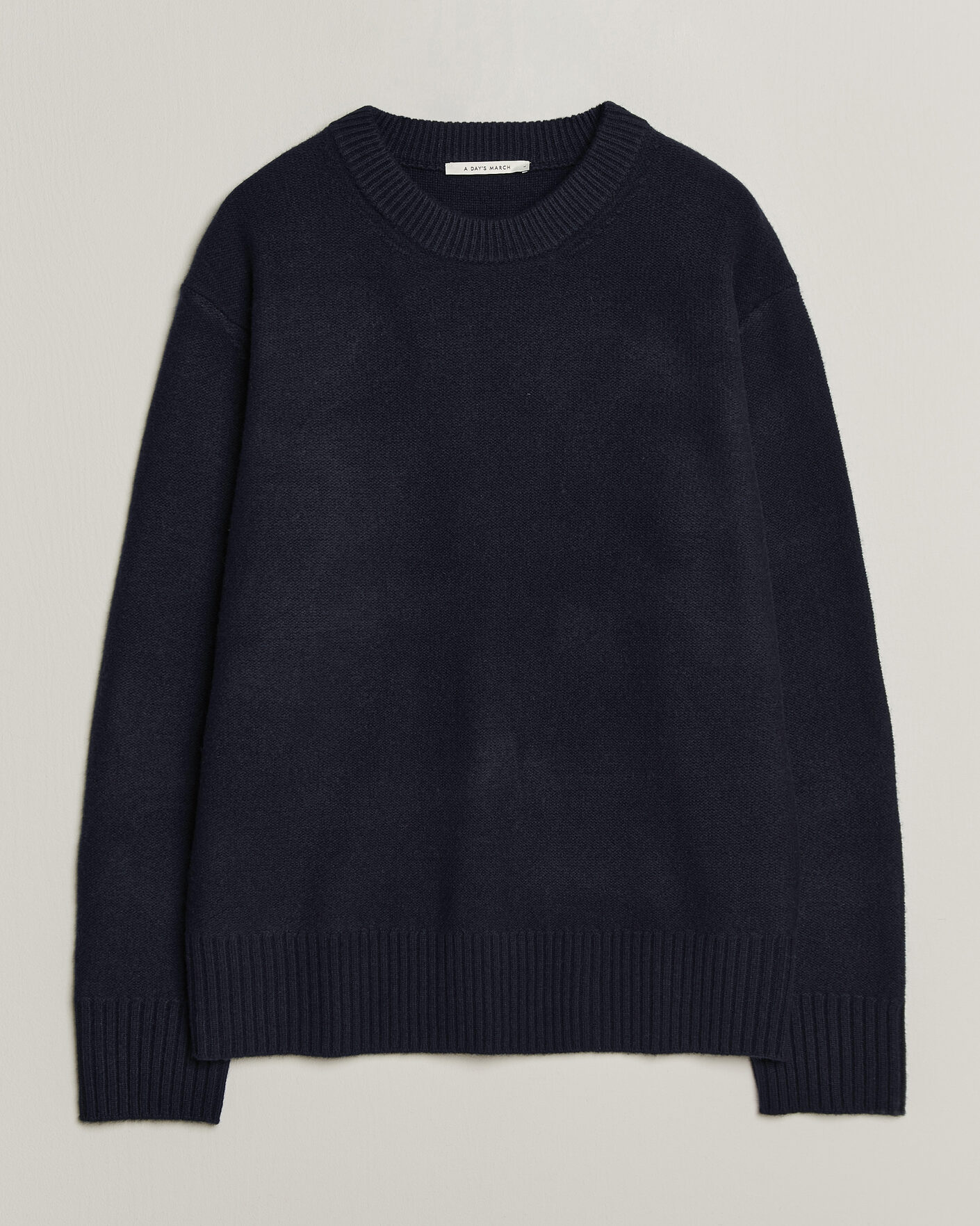 Men | Sweaters & Knitwear | A Day's March | Tietar Boiled Merino Sweater Navy