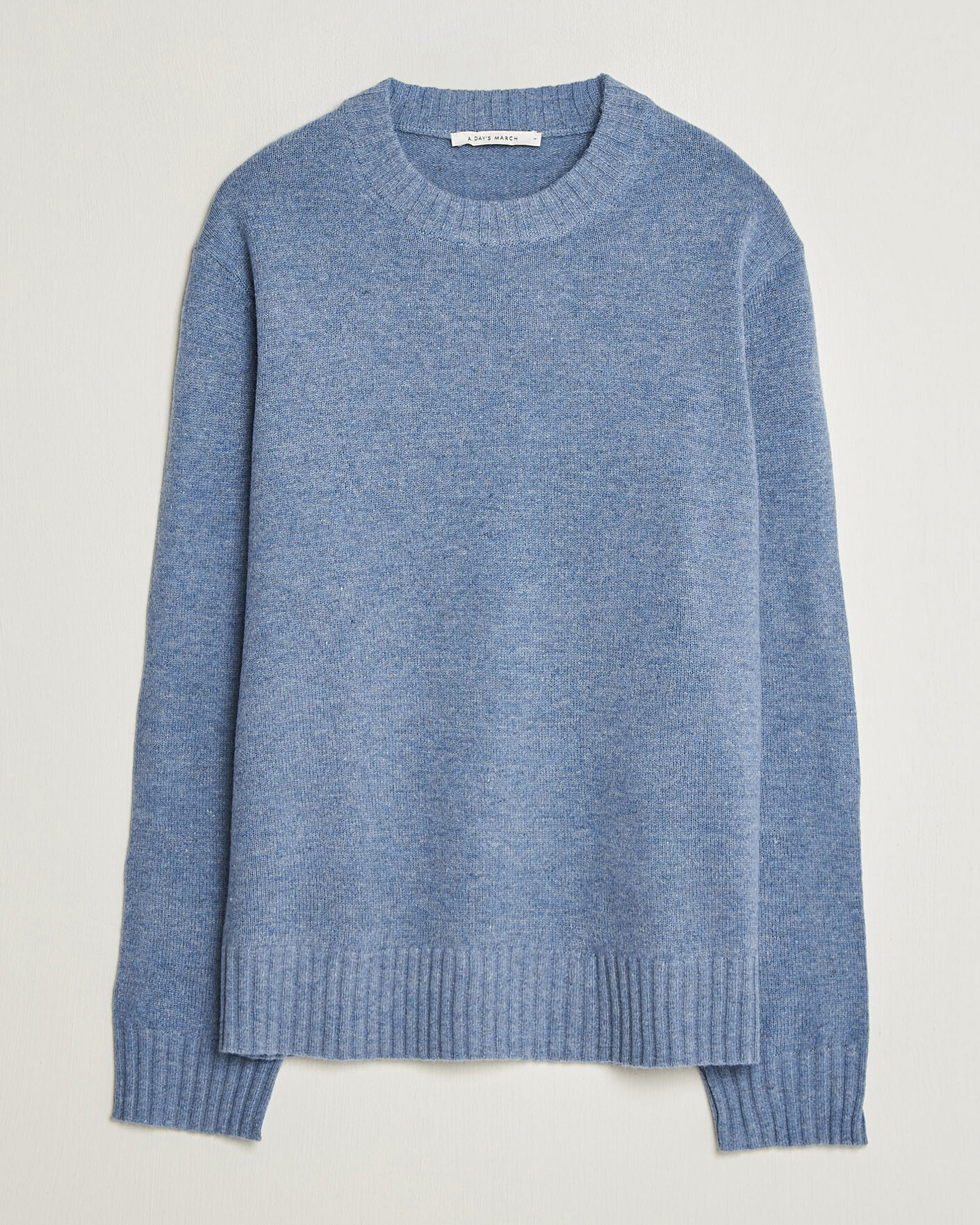 Men | Sweaters & Knitwear | A Day's March | Marlow Lambswool Sweater Misty Blue