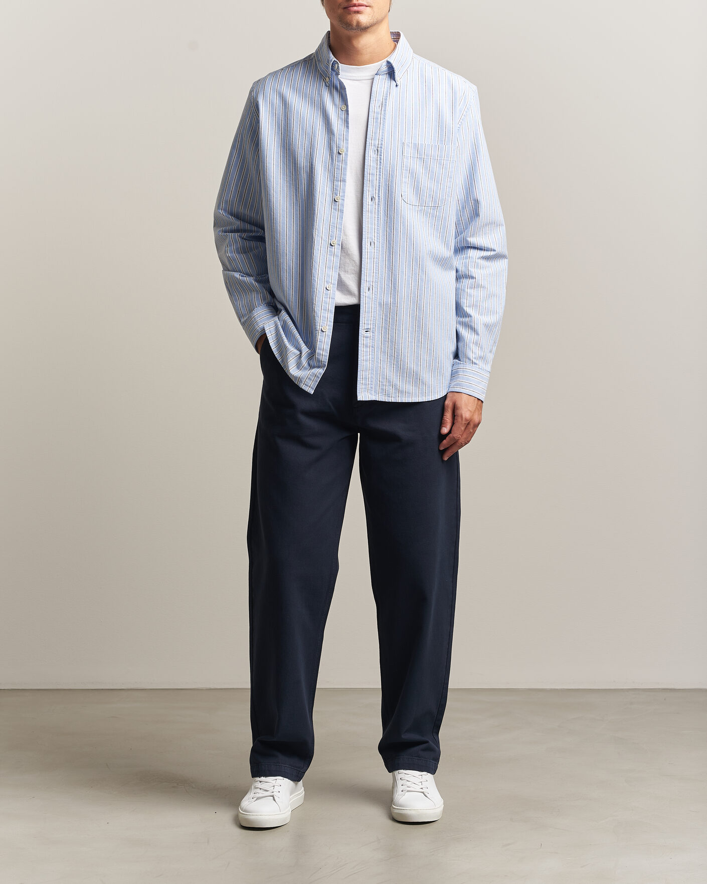 Men | Shirts | A Day's March | Classic Flag Striped Oxford Shirt White/Blue/Black