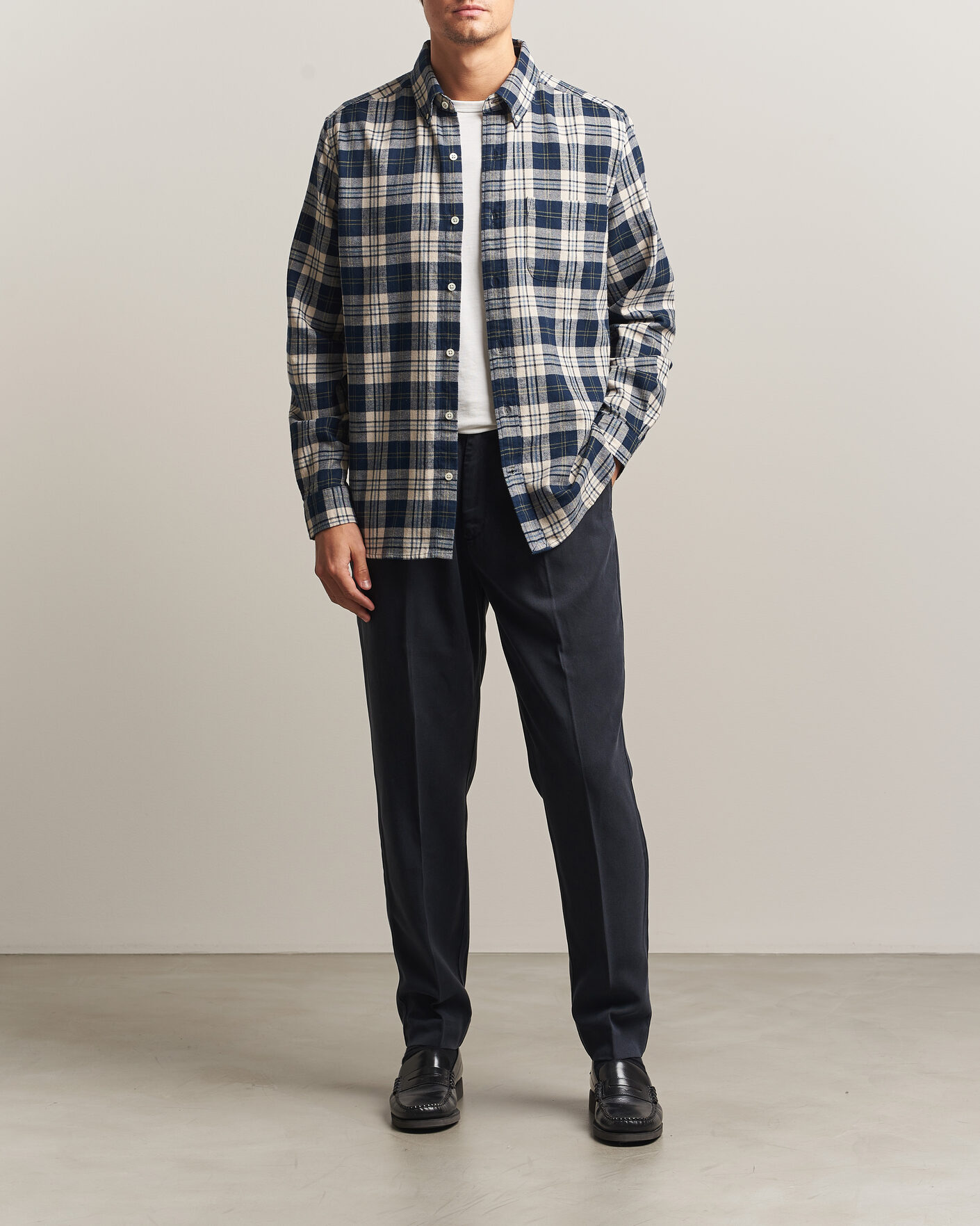Men | Trousers | A Day's March | Smart Lyocell Trousers Navy