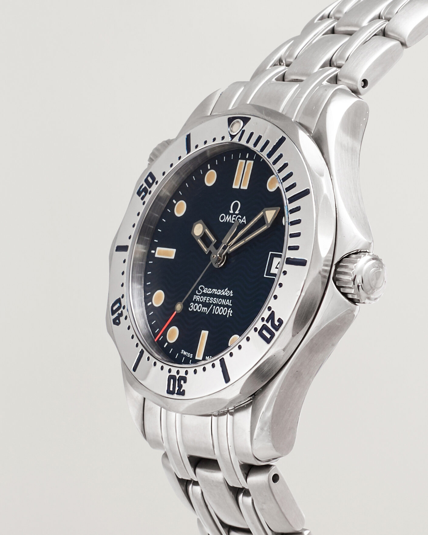 Men | Pre-Owned & Vintage Watches | Omega Pre-Owned | Seamaster 300M Midsize