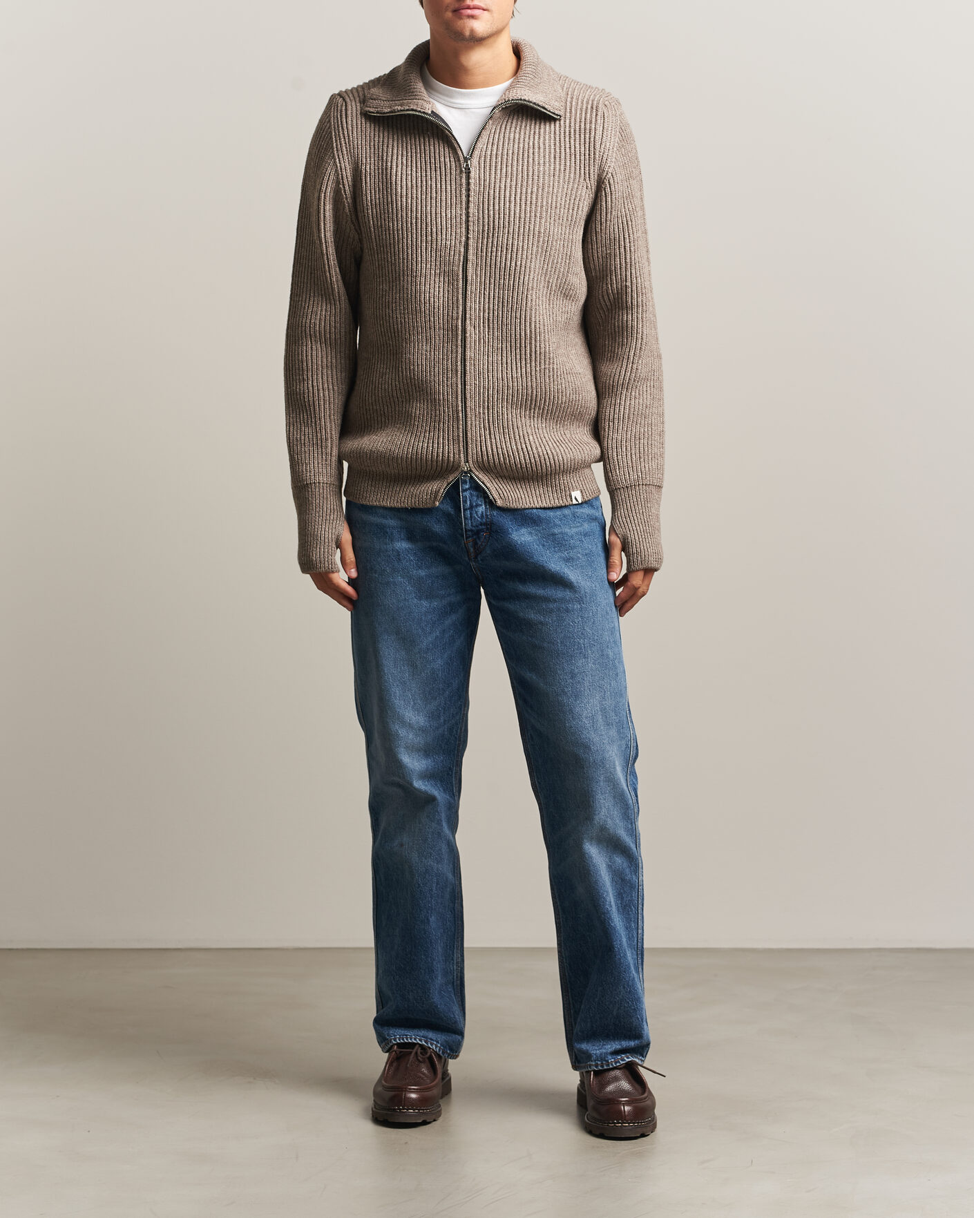 Men | Sweaters & Knitwear | Peregrine | Fisherman Merino Zip Cardigan Light Brown