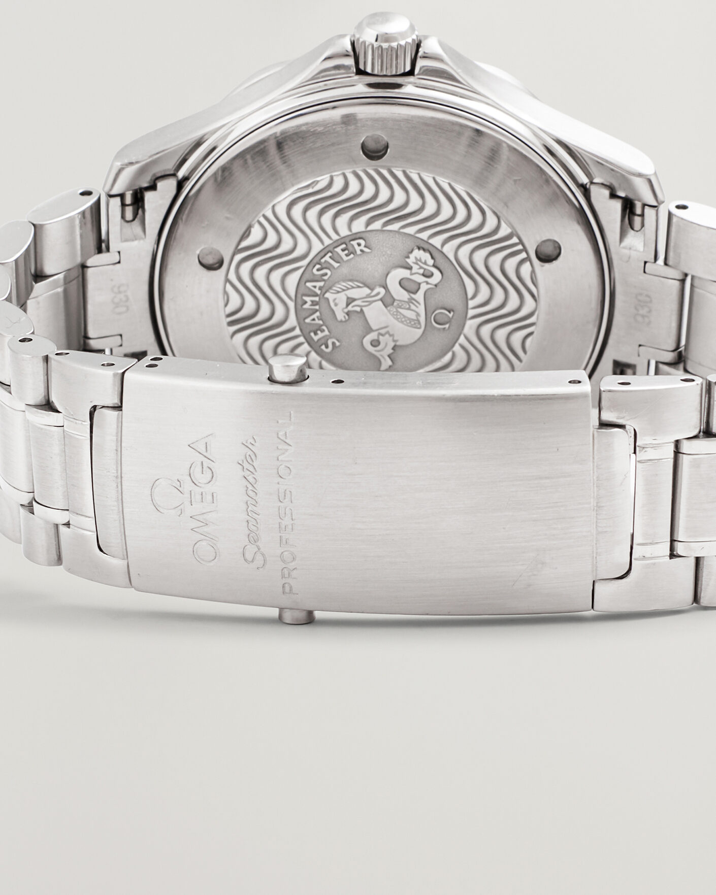 Men | Pre-Owned & Vintage Watches | Omega Pre-Owned | Seamaster 300M Peter Blake