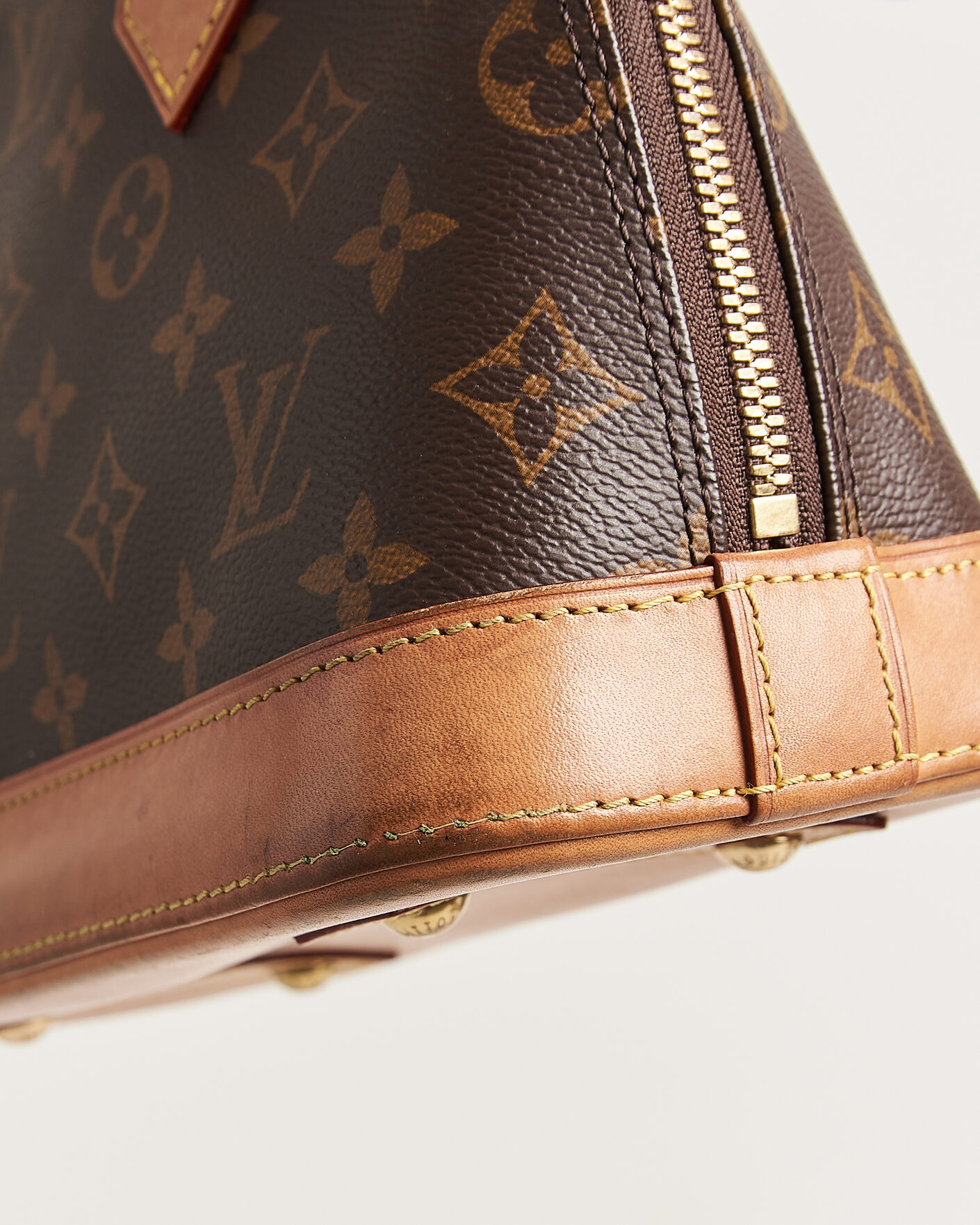 Men | Pre-Owned & Vintage Bags | Louis Vuitton Pre-Owned | Alma BB Monogram