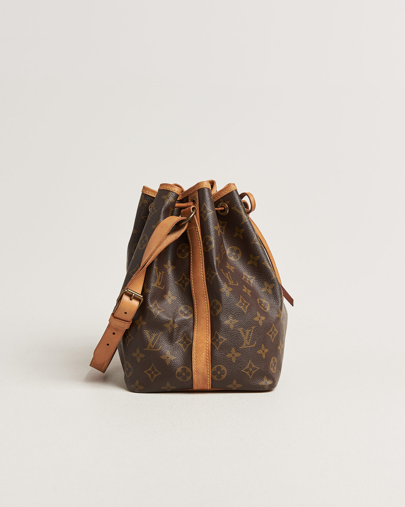 Men | Pre-Owned & Vintage Bags | Louis Vuitton Pre-Owned | Petit Noé Monogram