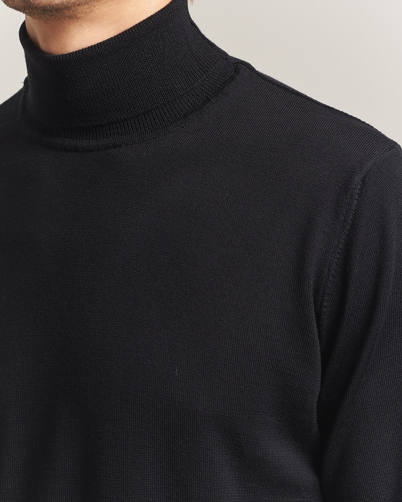 Men | Sweaters & Knitwear | Filippa K | Merino Knitted Turtleneck Black