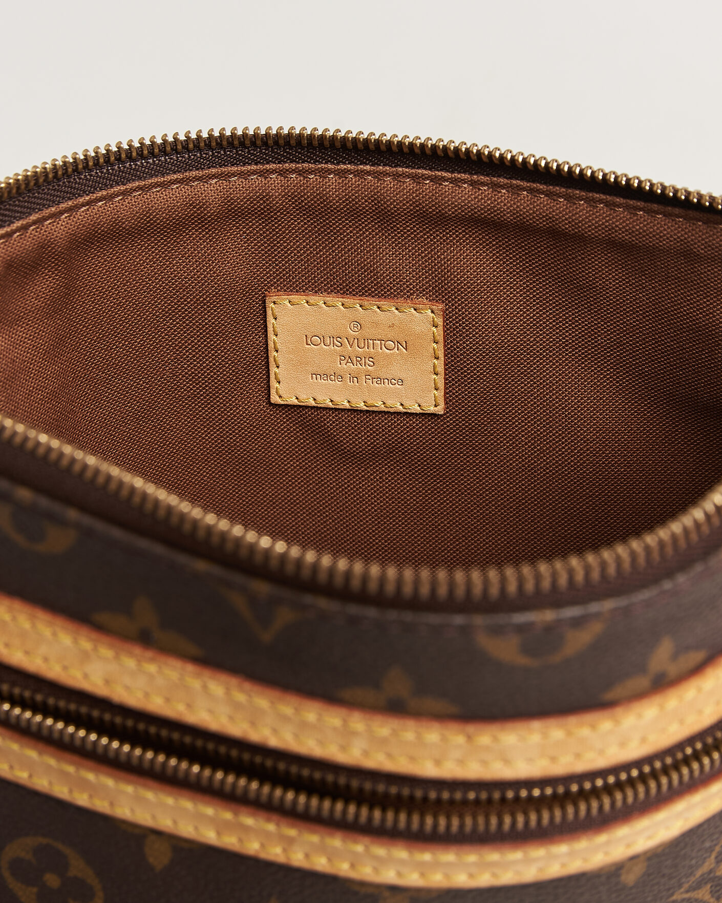 Men | Pre-Owned & Vintage Bags | Louis Vuitton Pre-Owned | Bosphore Pochette Monogram