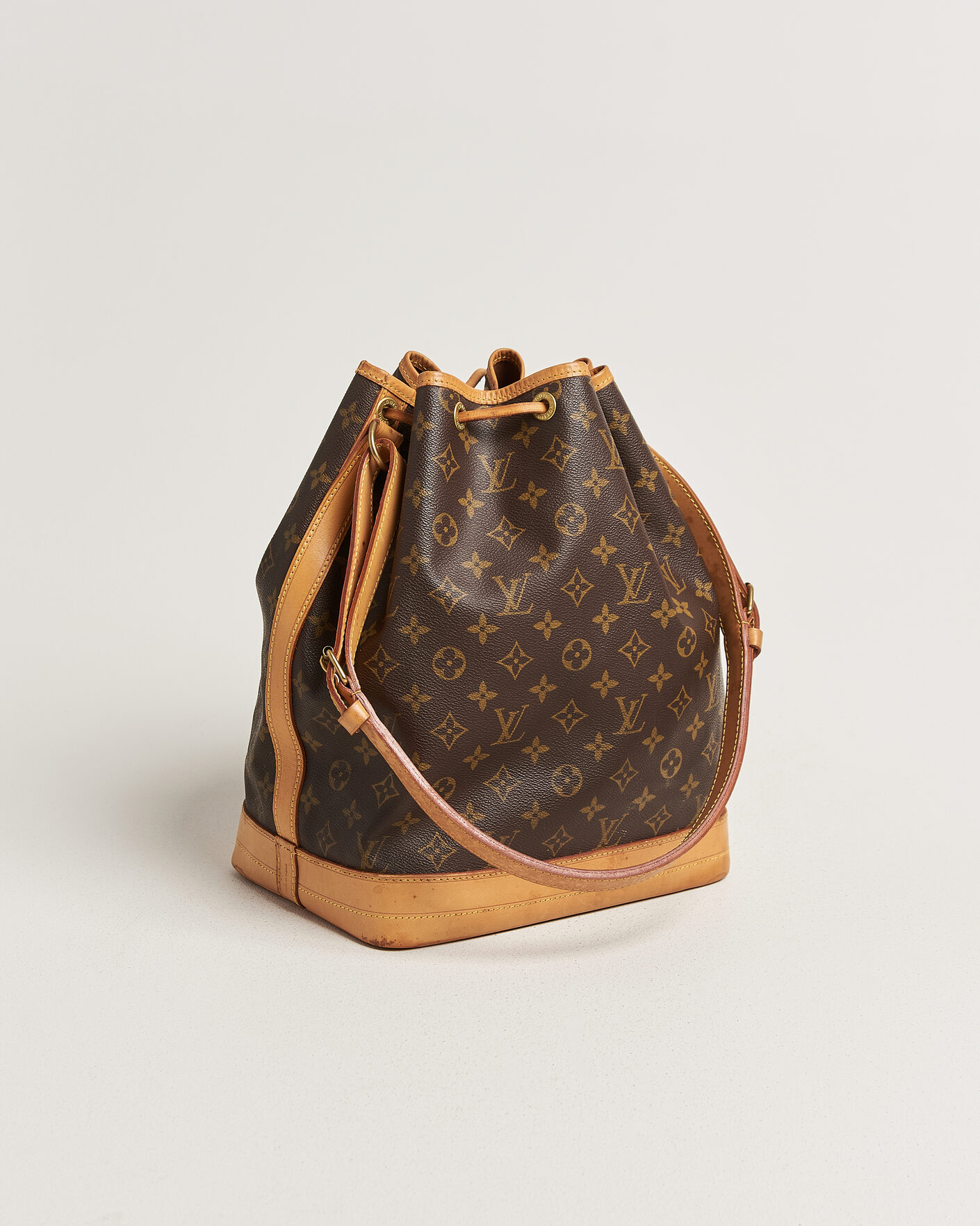 Men | Pre-Owned & Vintage Bags | Louis Vuitton Pre-Owned | Noé Monogram